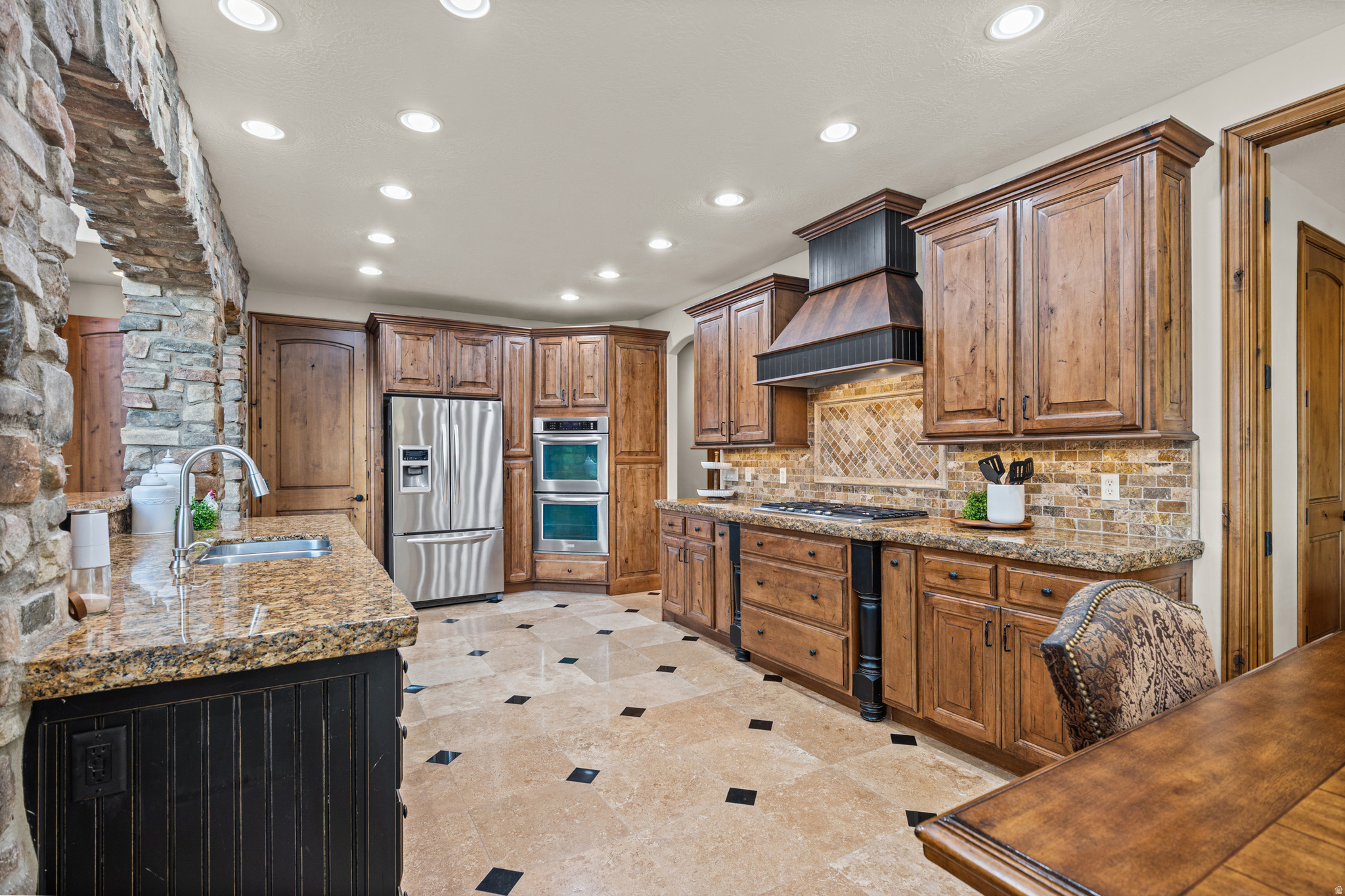 BISON RIDGE - Residential