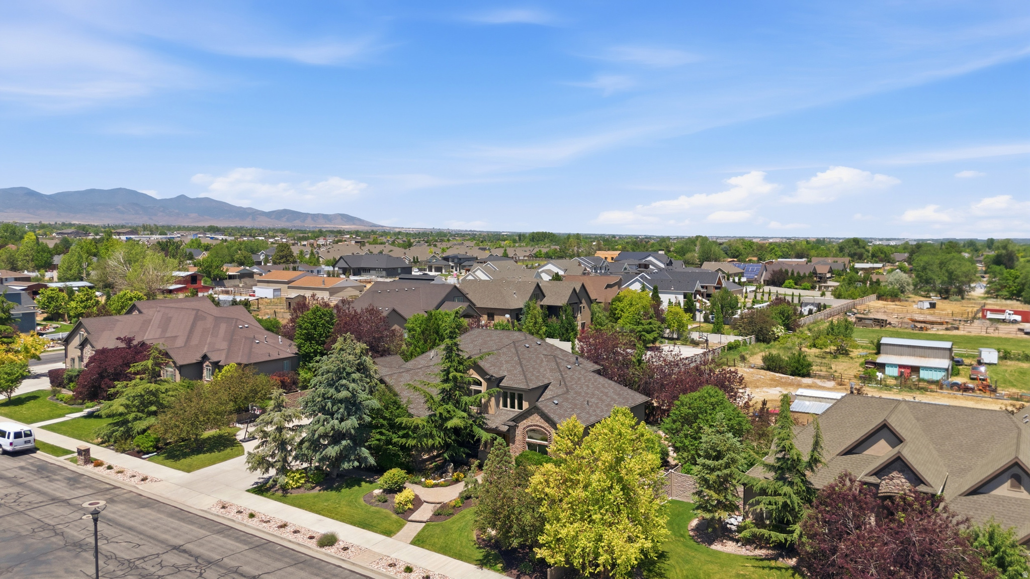 BISON RIDGE - Residential
