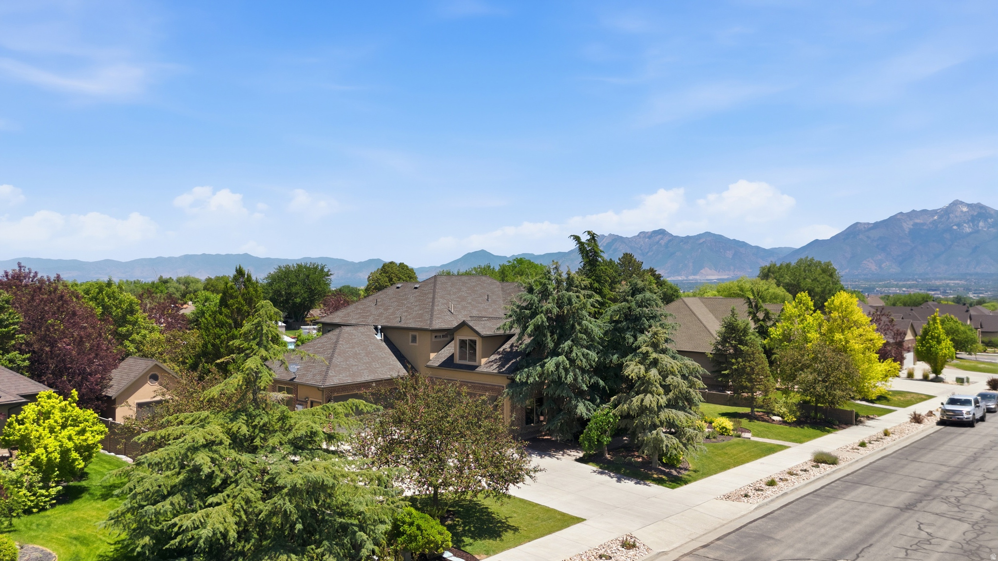 BISON RIDGE - Residential