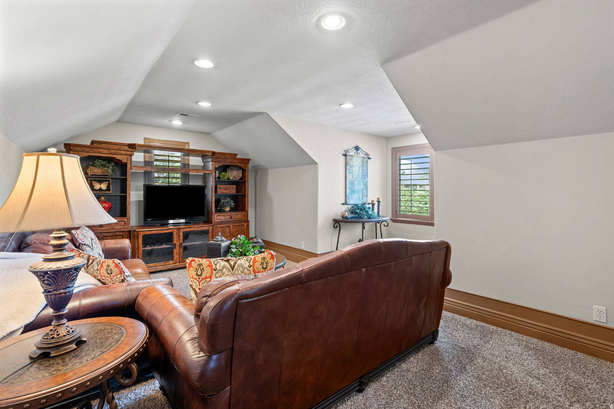 BISON RIDGE - Residential