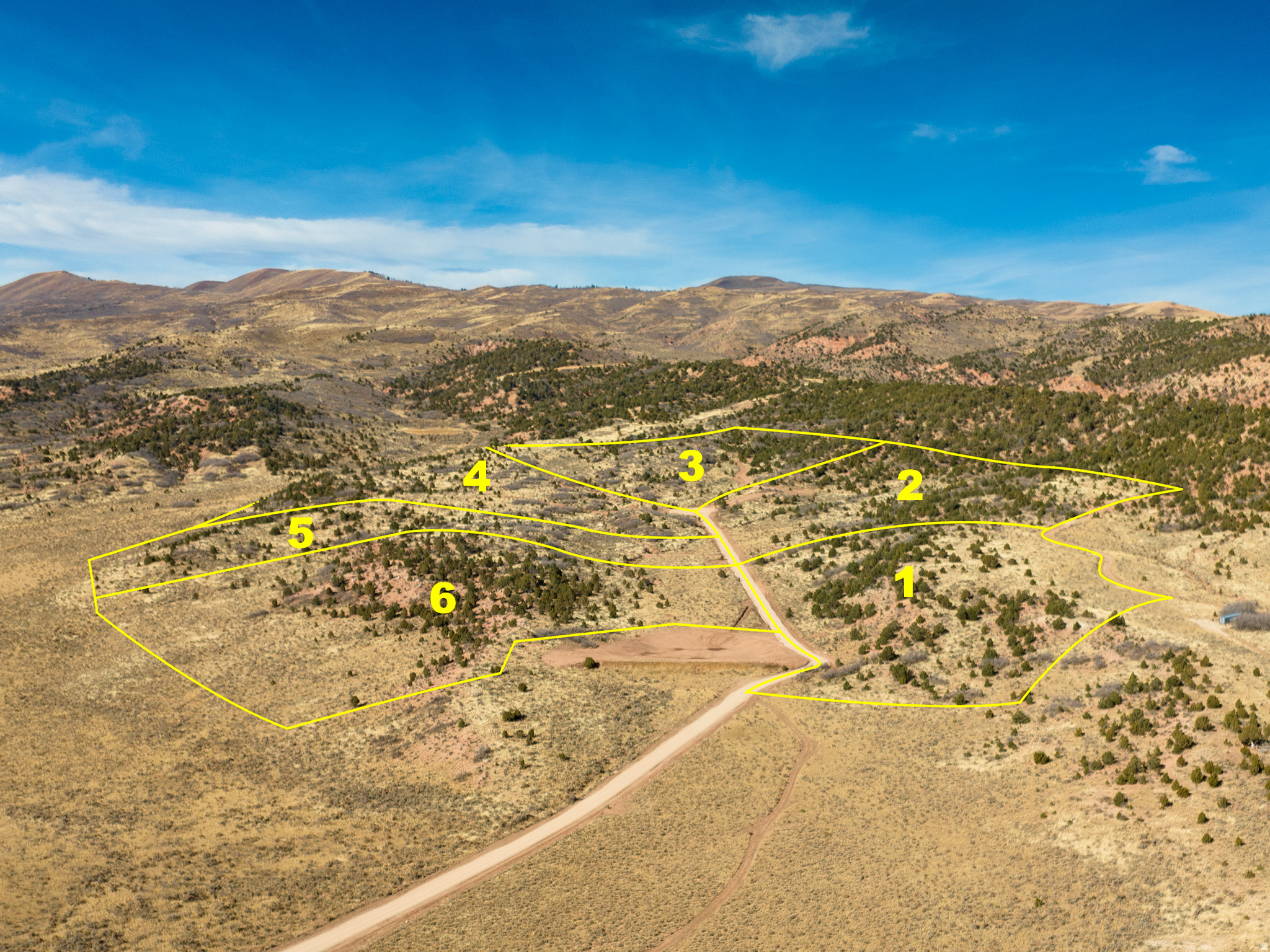 OAK HILLS RANCH - Land