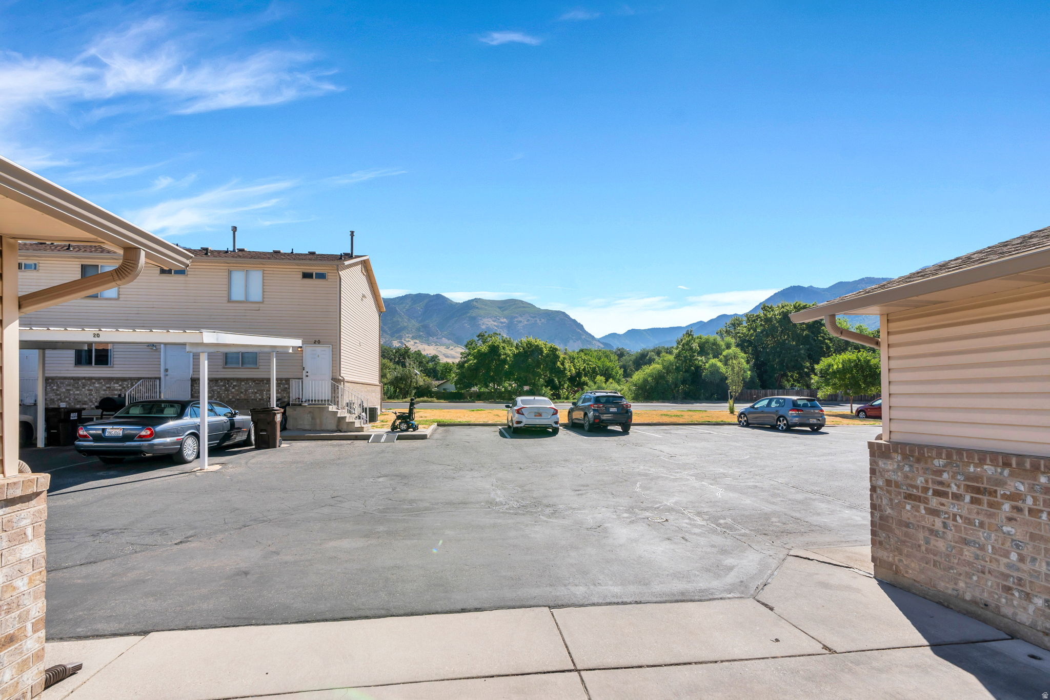 CANYON PLACE - Residential