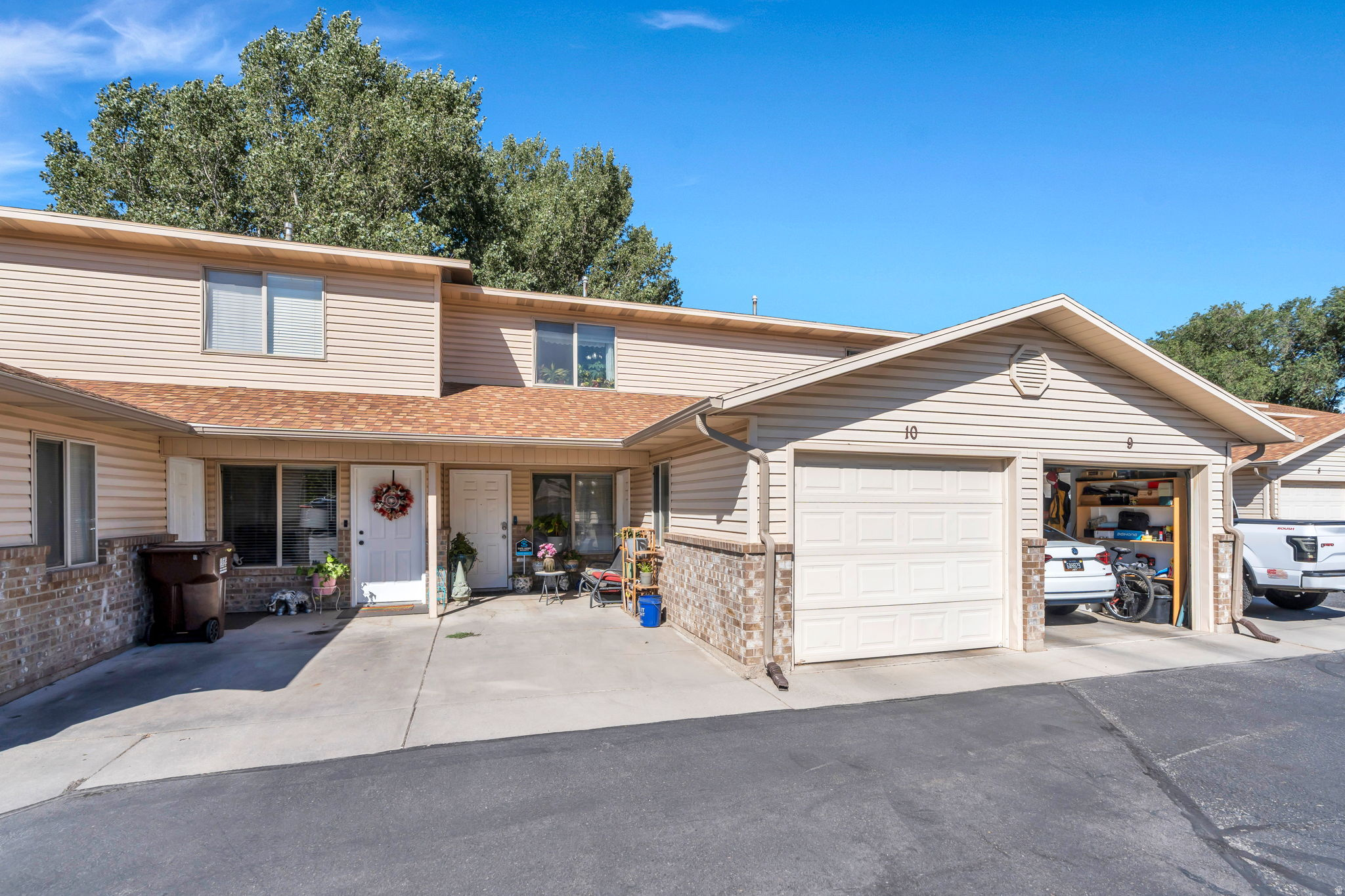 CANYON PLACE - Residential