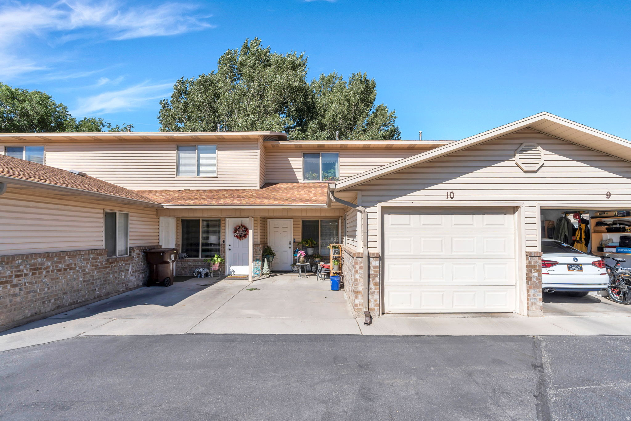 CANYON PLACE - Residential