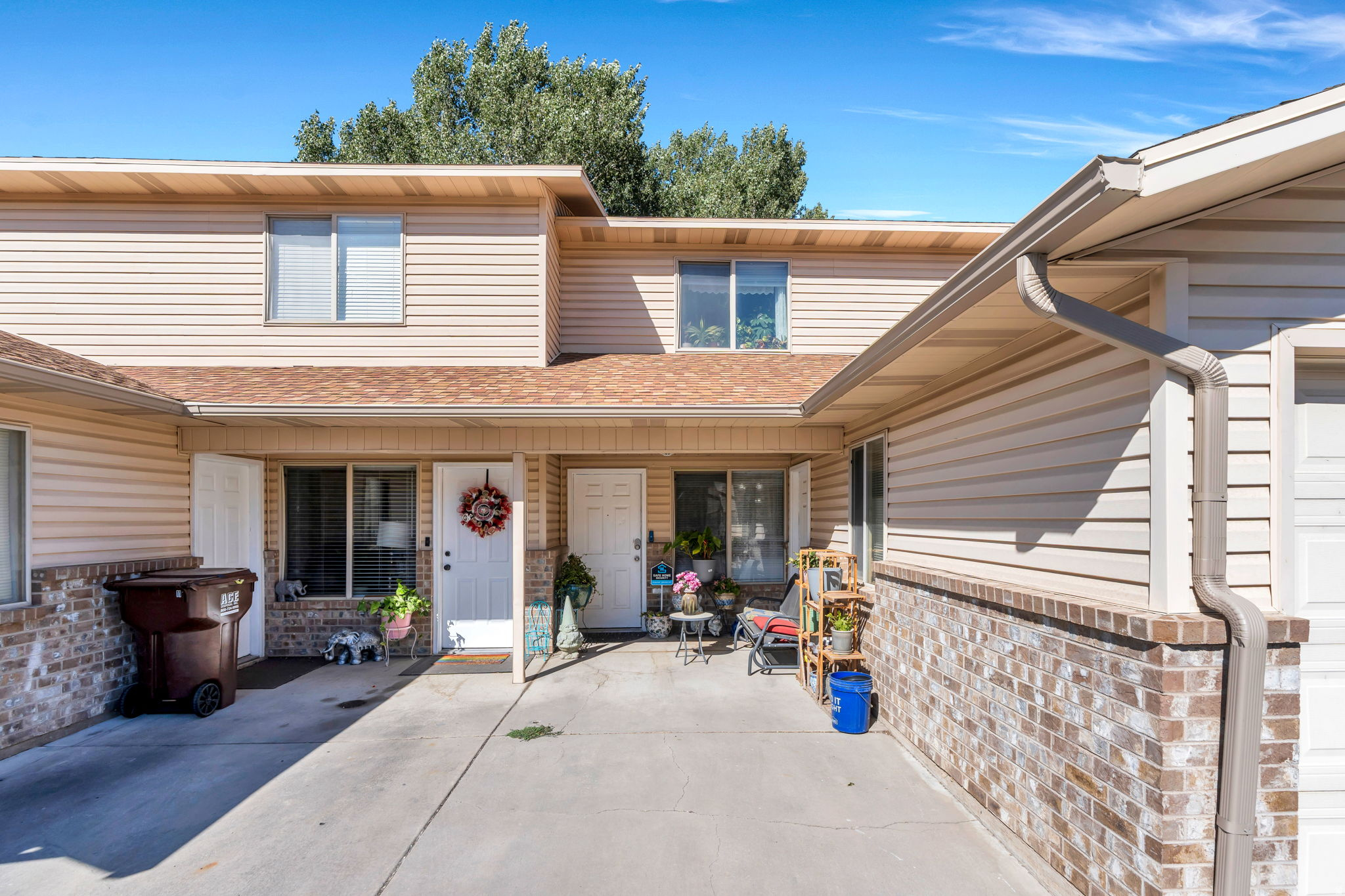 CANYON PLACE - Residential