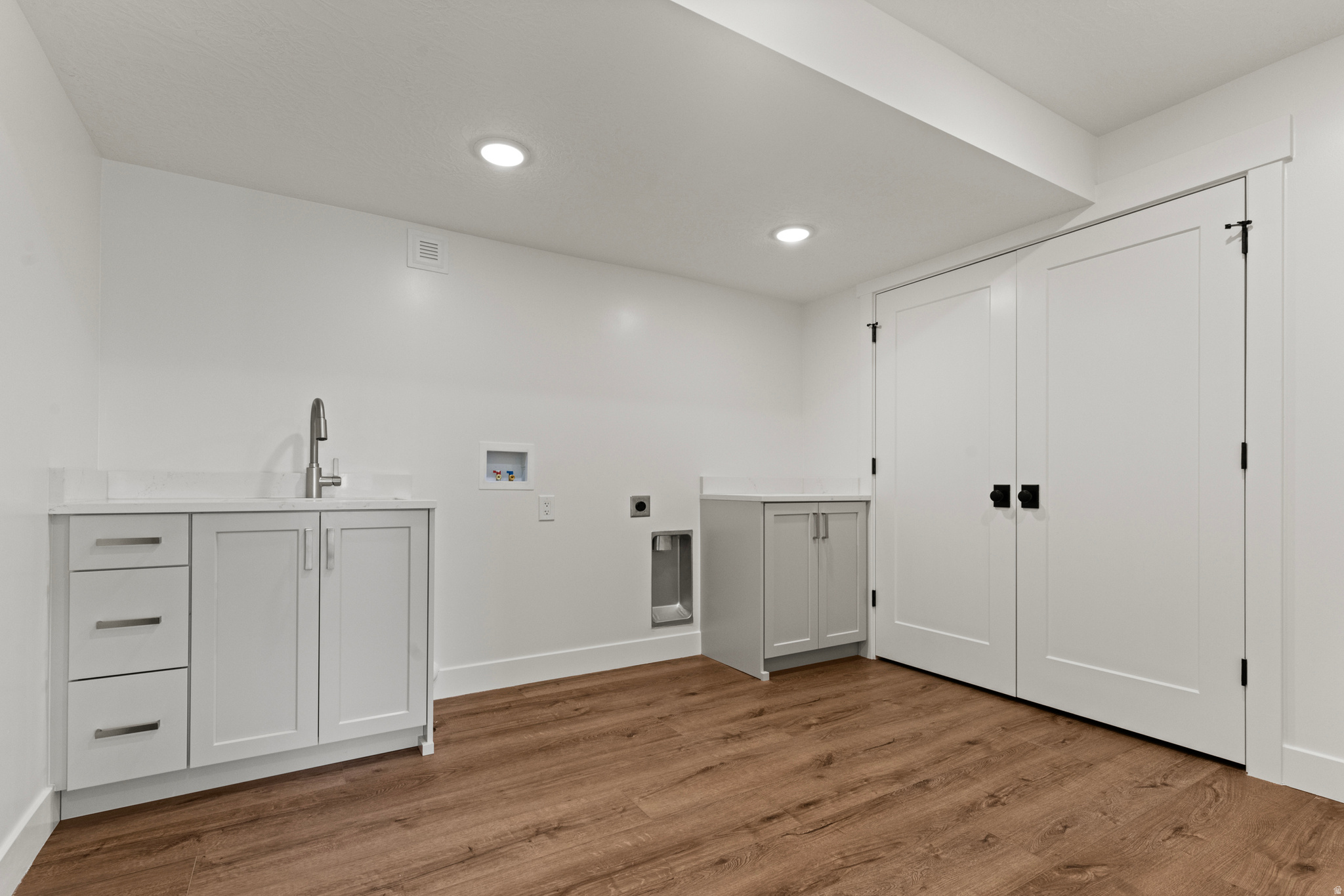 RADFORD HILLS - Residential