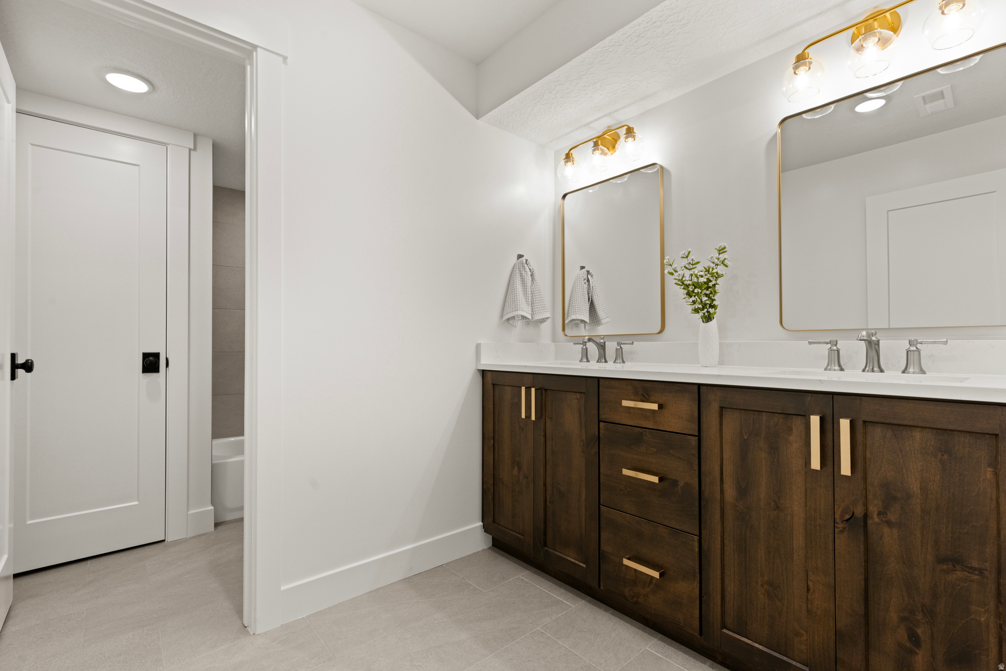 RADFORD HILLS - Residential