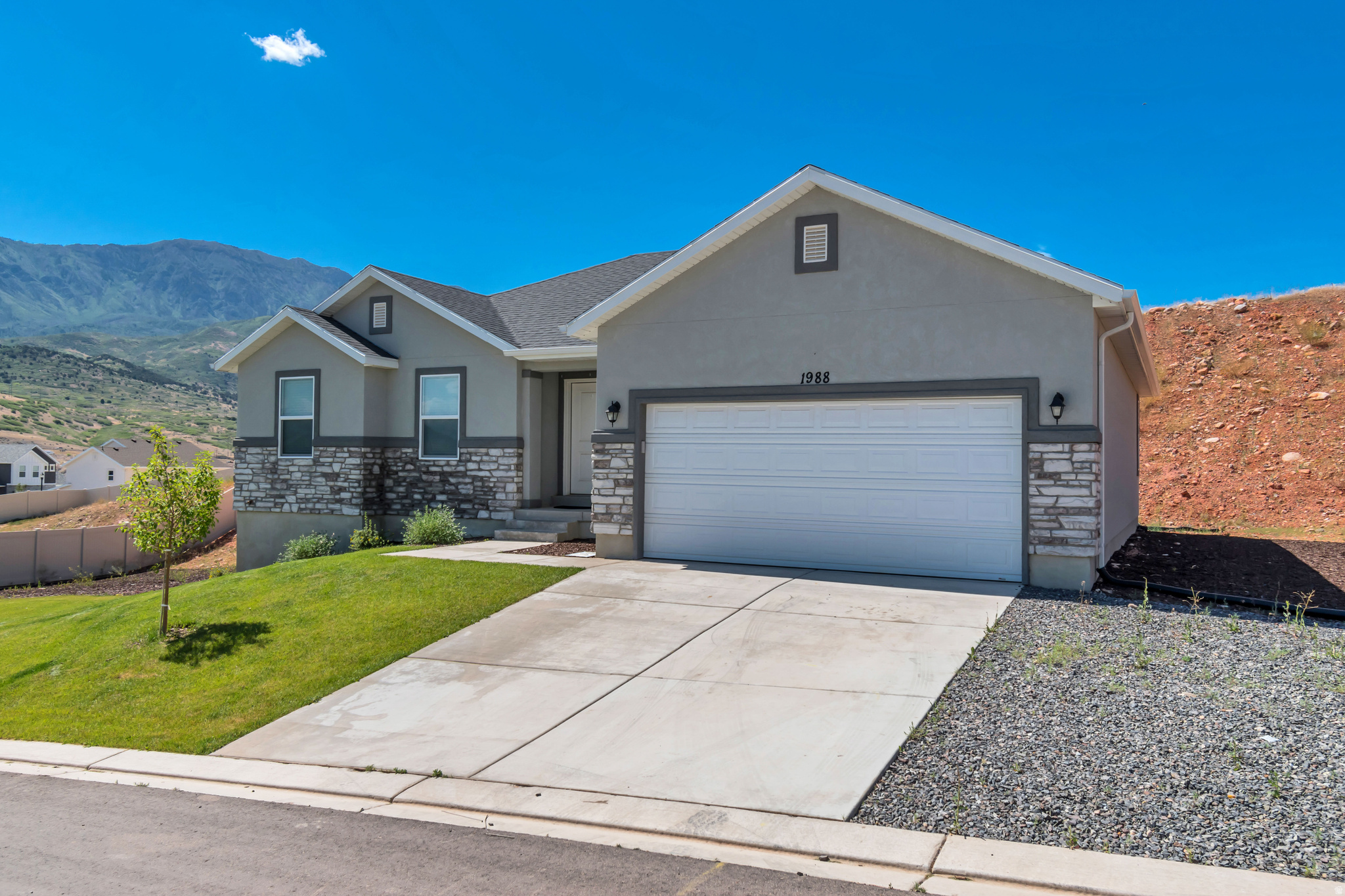 THE HILLS AT SUMMIT RIDGE - Residential