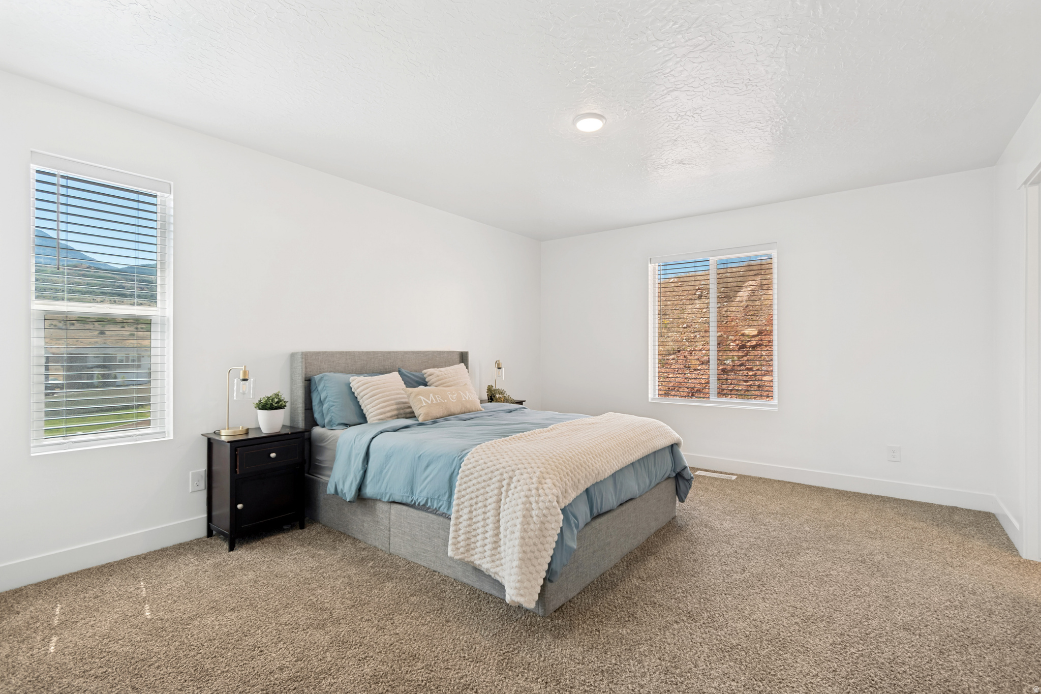 THE HILLS AT SUMMIT RIDGE - Residential
