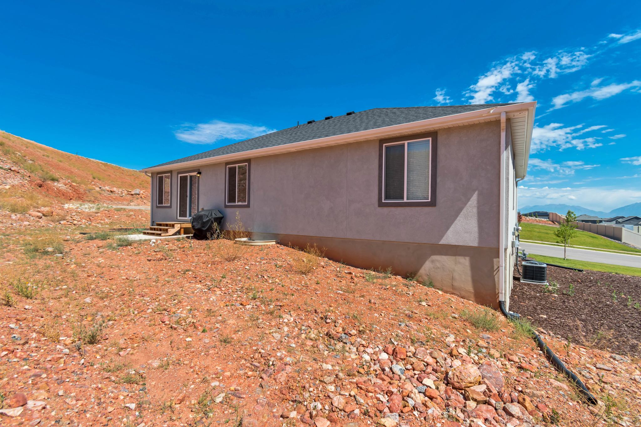 THE HILLS AT SUMMIT RIDGE - Residential