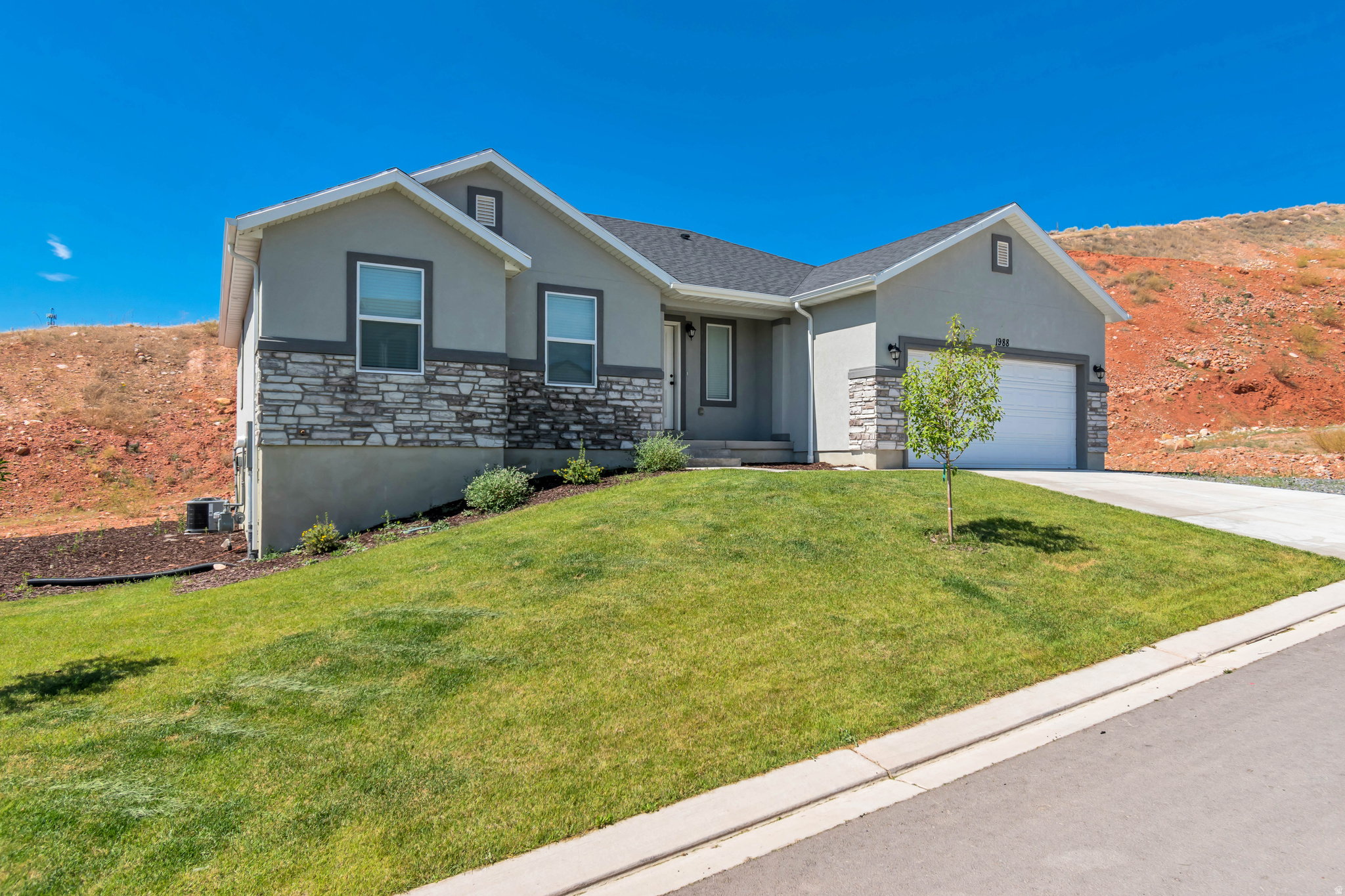 THE HILLS AT SUMMIT RIDGE - Residential