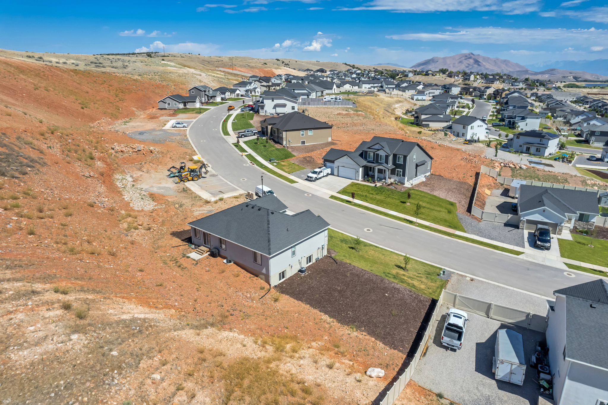THE HILLS AT SUMMIT RIDGE - Residential