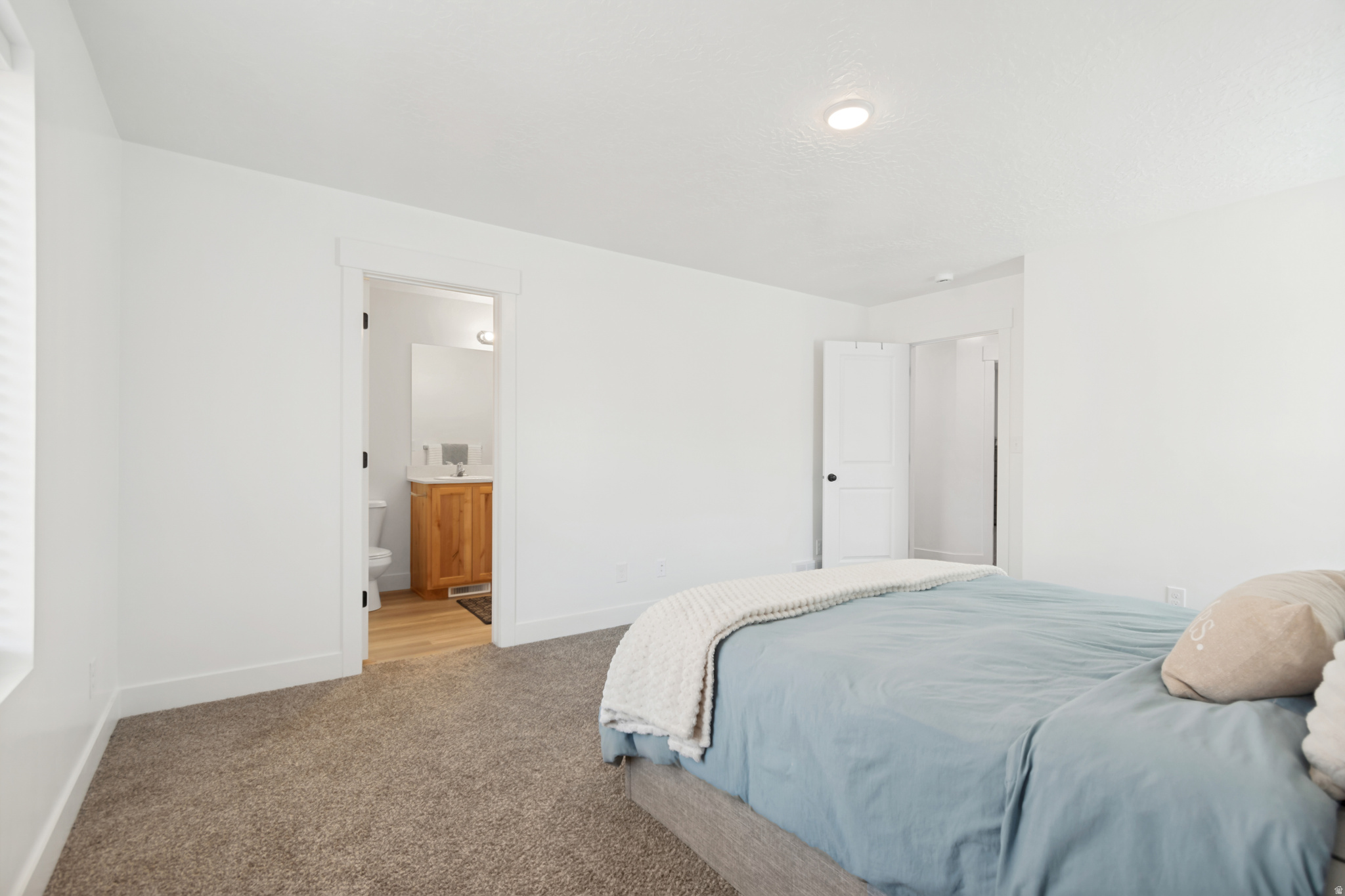 THE HILLS AT SUMMIT RIDGE - Residential