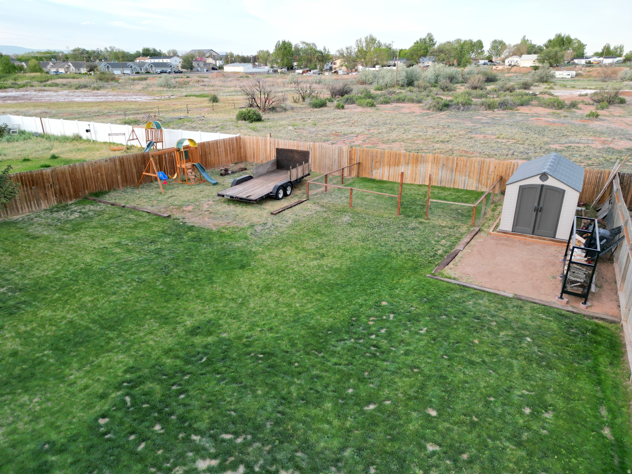 EMERALD HILLS - Residential