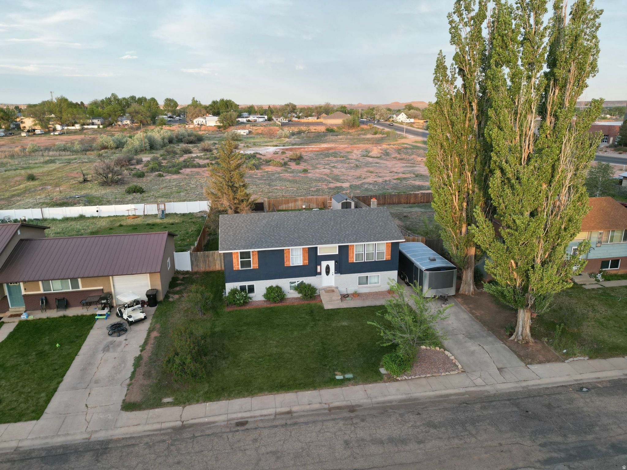 EMERALD HILLS - Residential