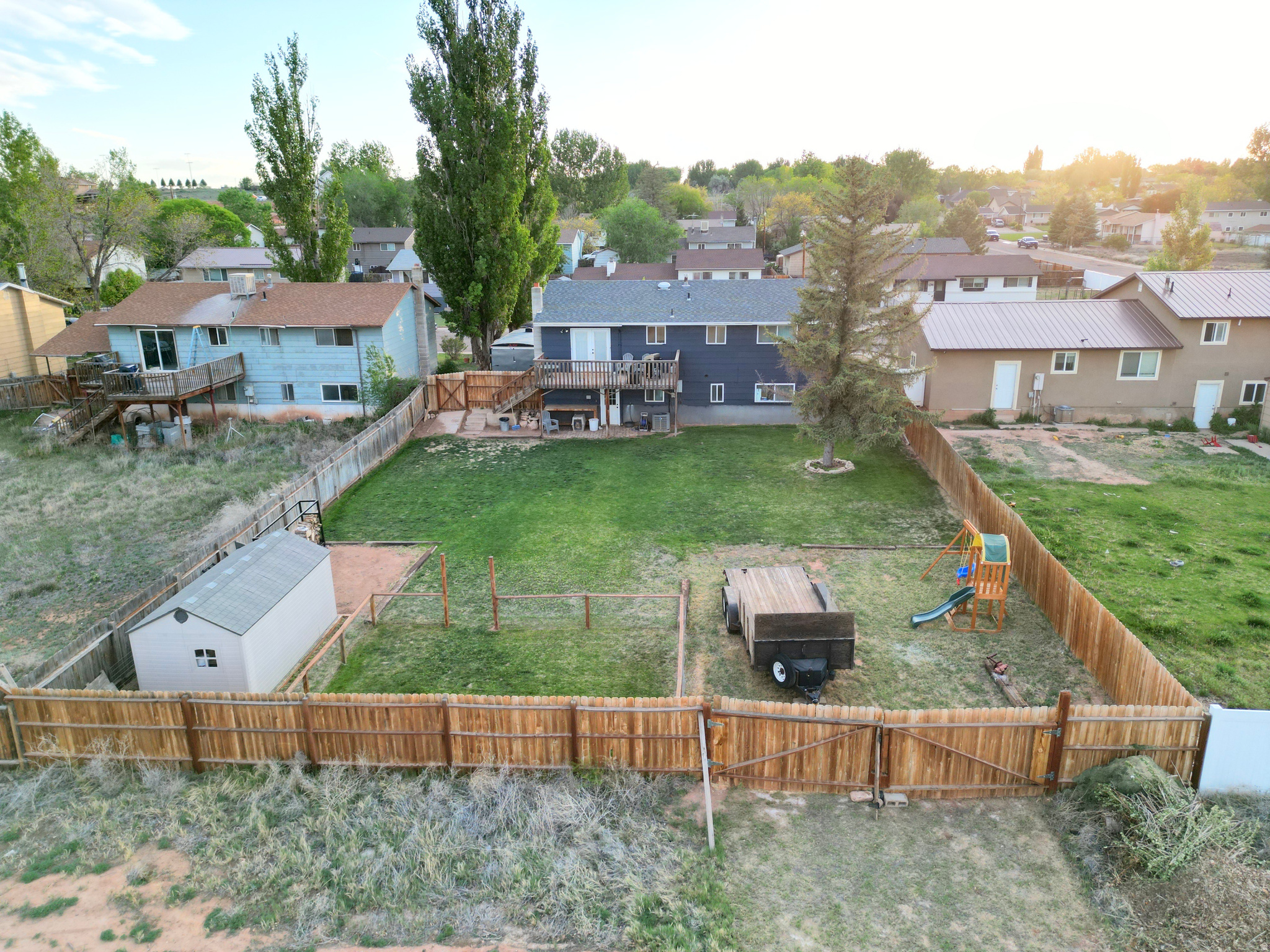 EMERALD HILLS - Residential