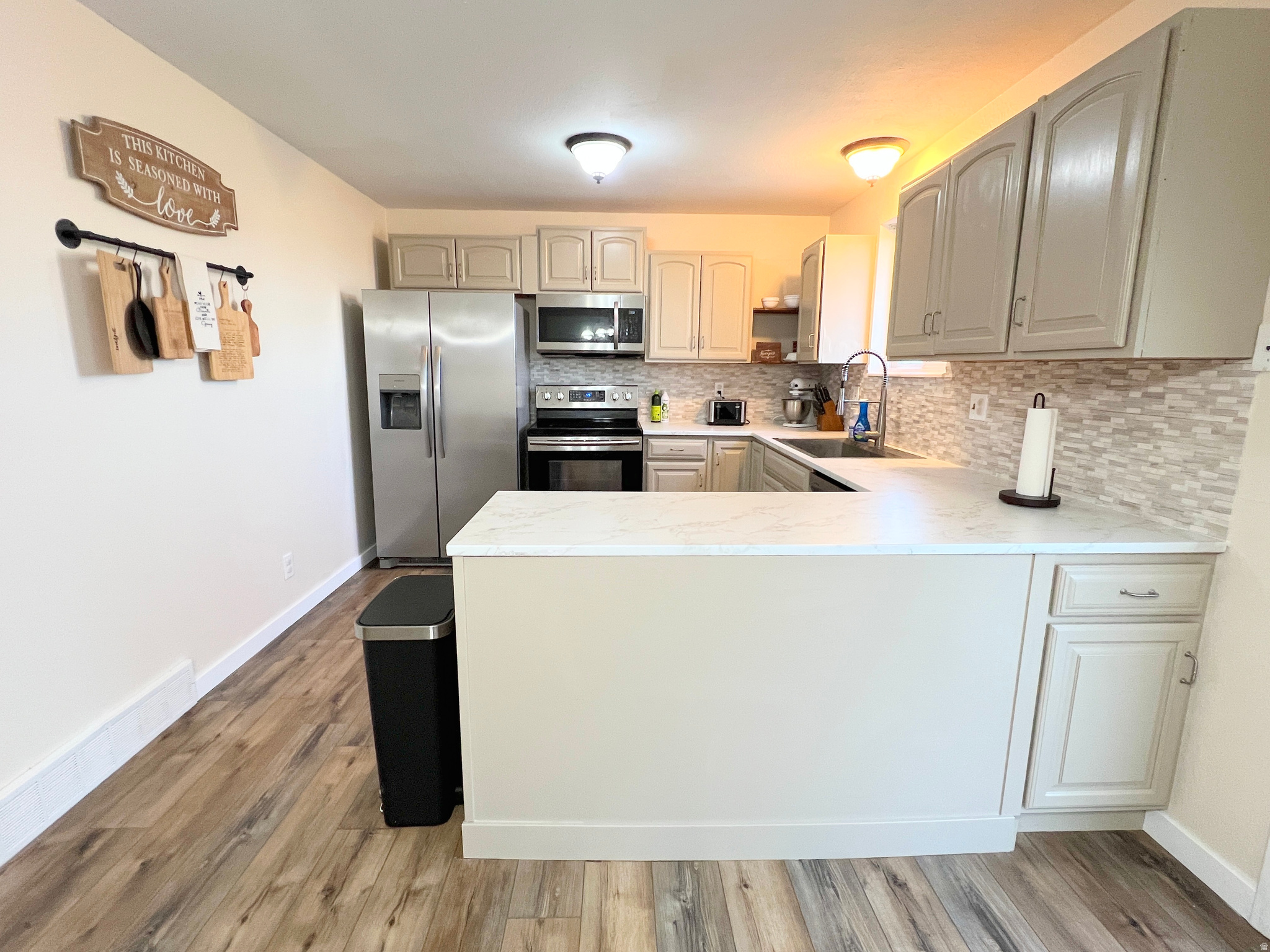 EMERALD HILLS - Residential