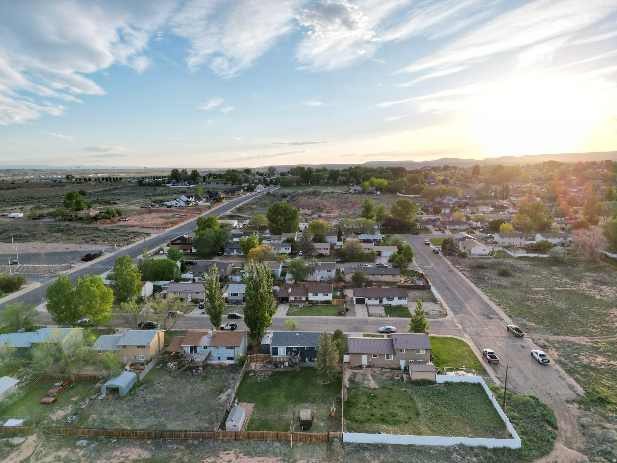 EMERALD HILLS - Residential