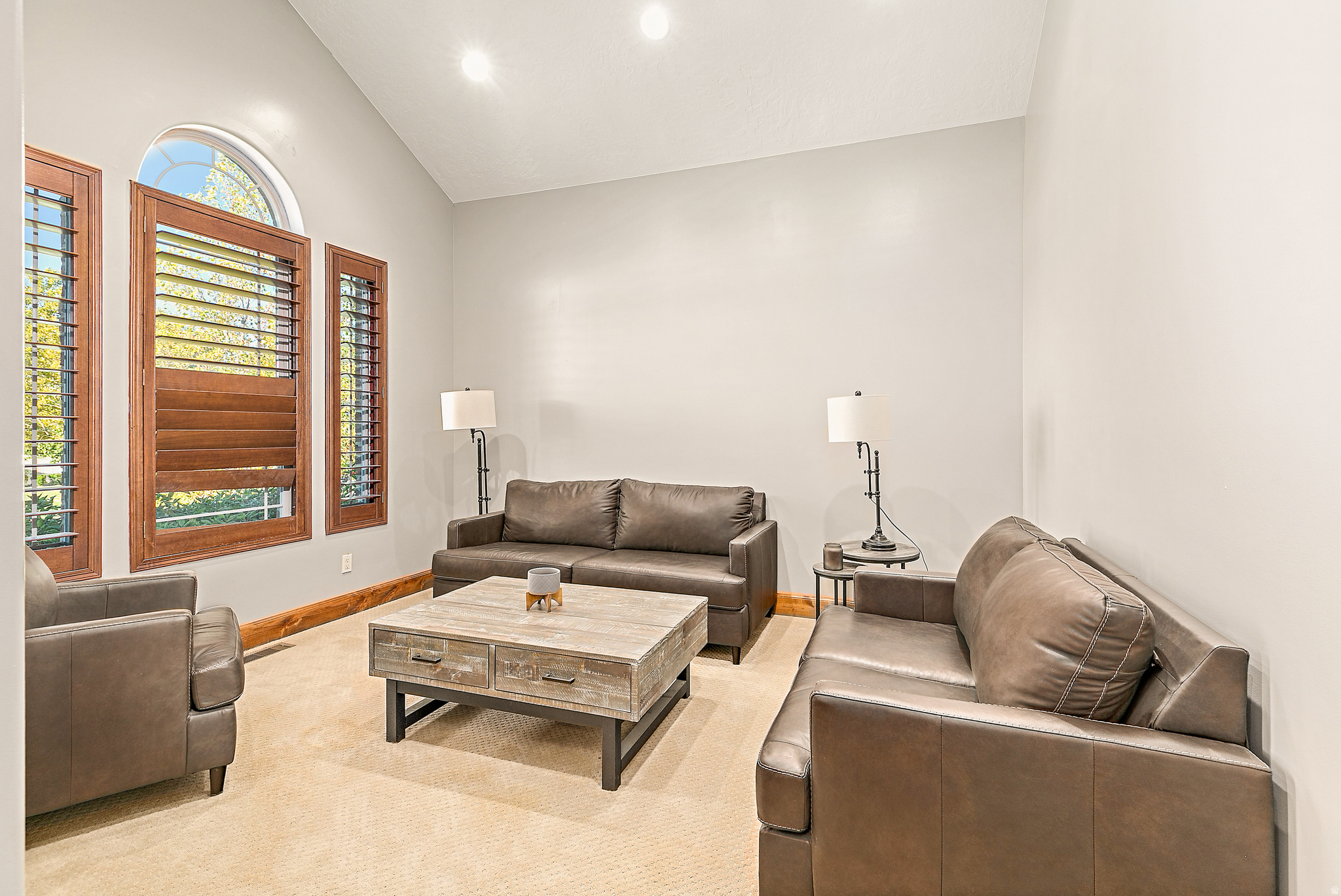 HANLINE HAMLET ESTAT - Residential