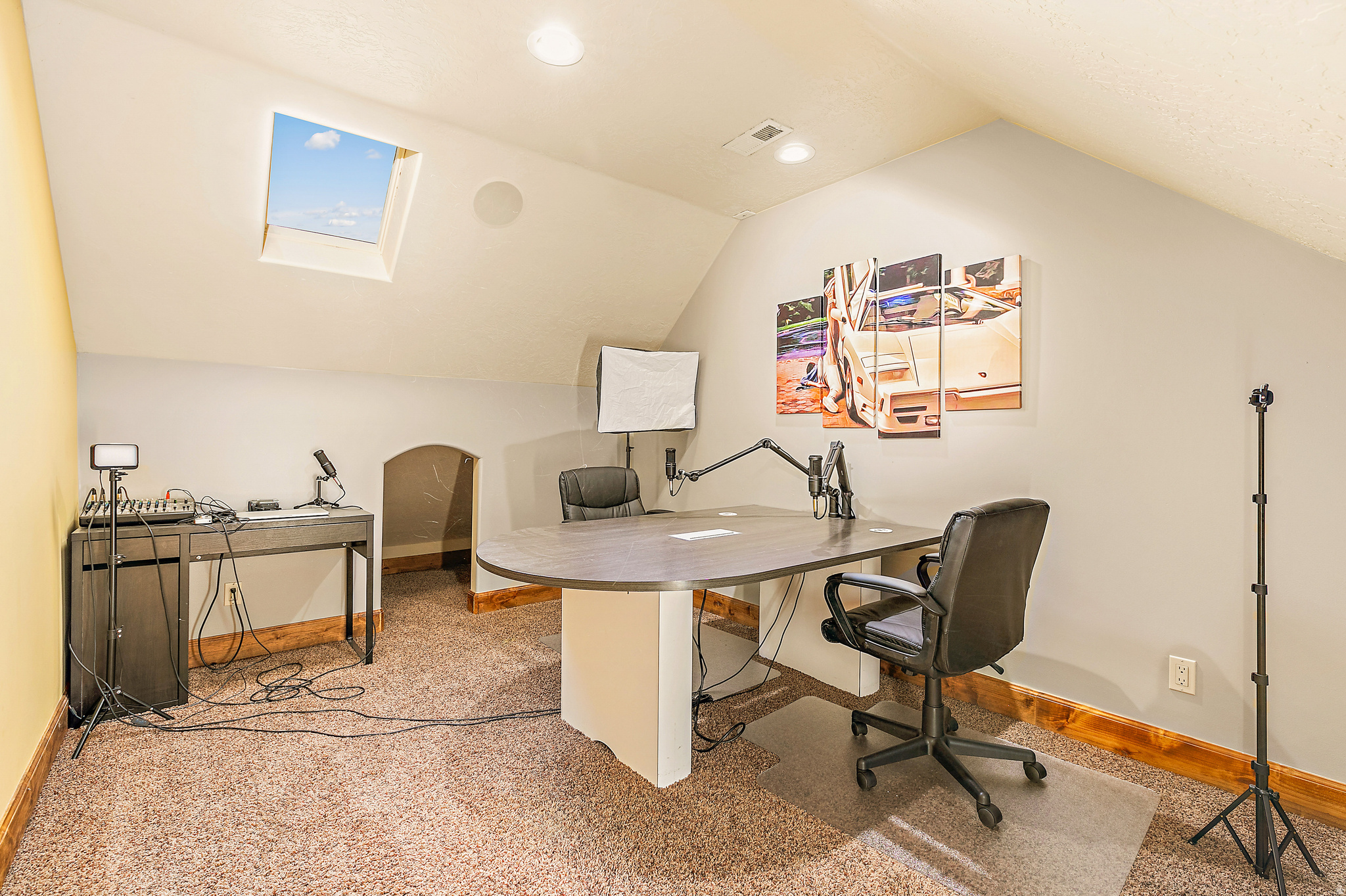 HANLINE HAMLET ESTAT - Residential