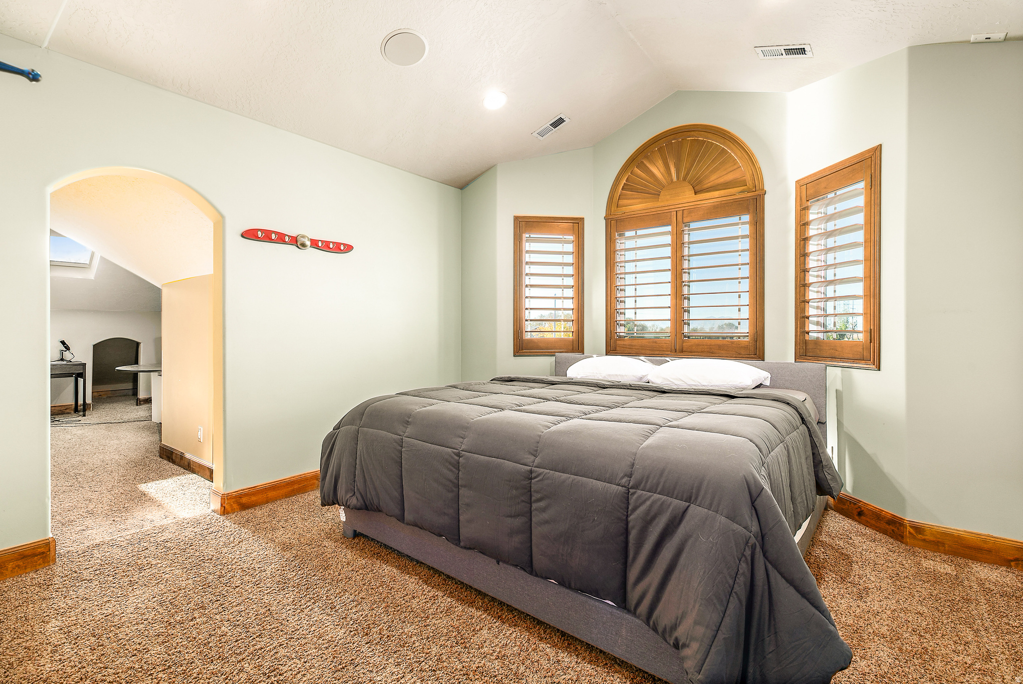HANLINE HAMLET ESTAT - Residential