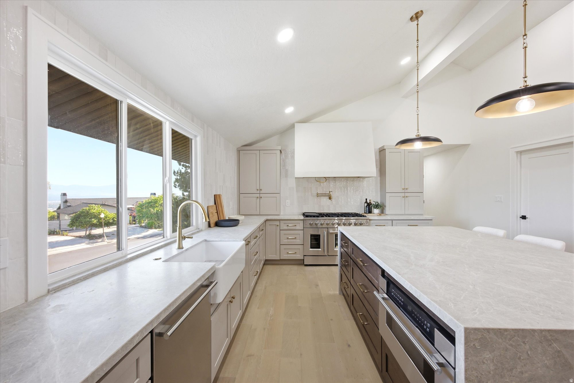 NORTHCREST - Residential