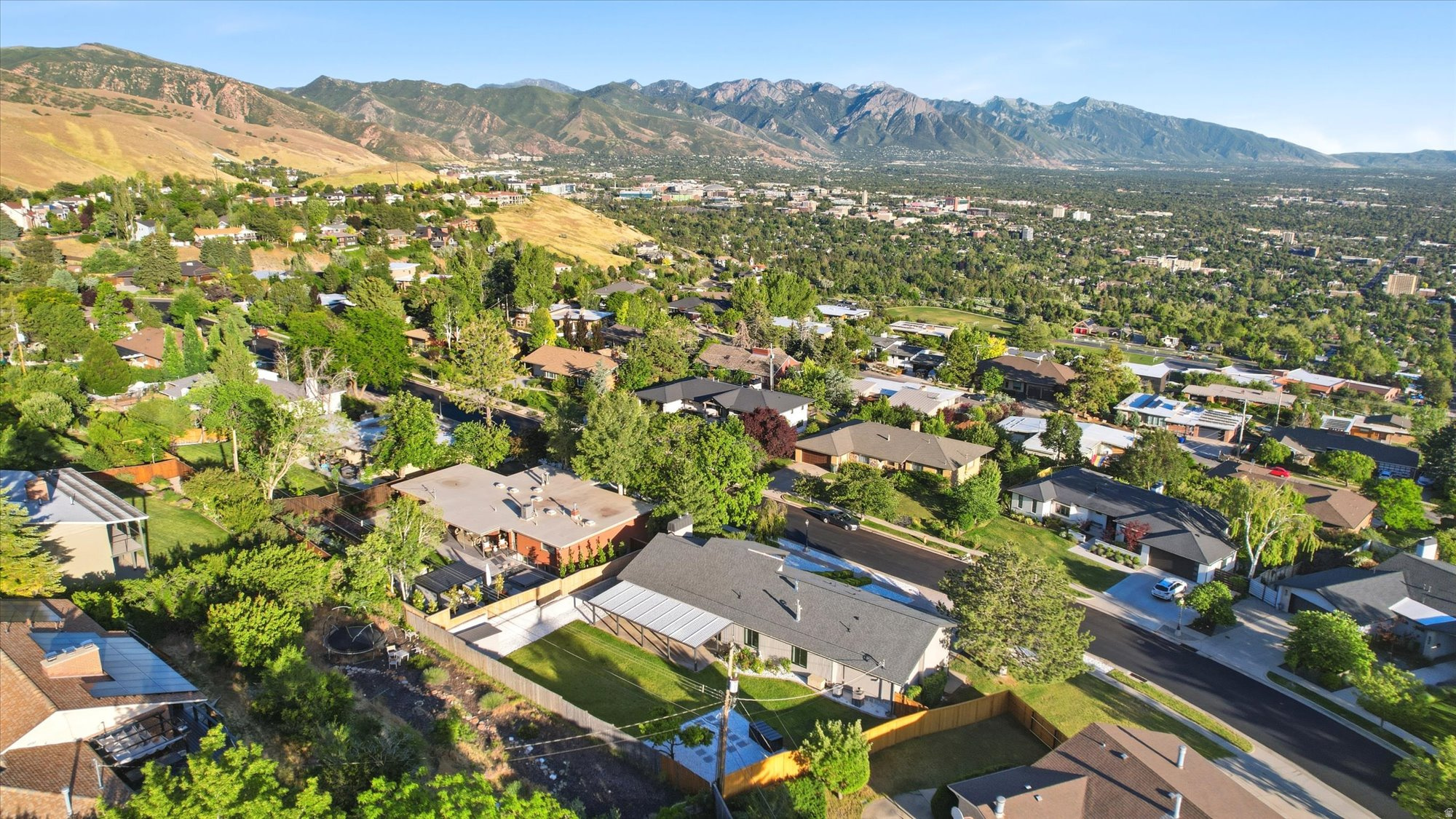 NORTHCREST - Residential