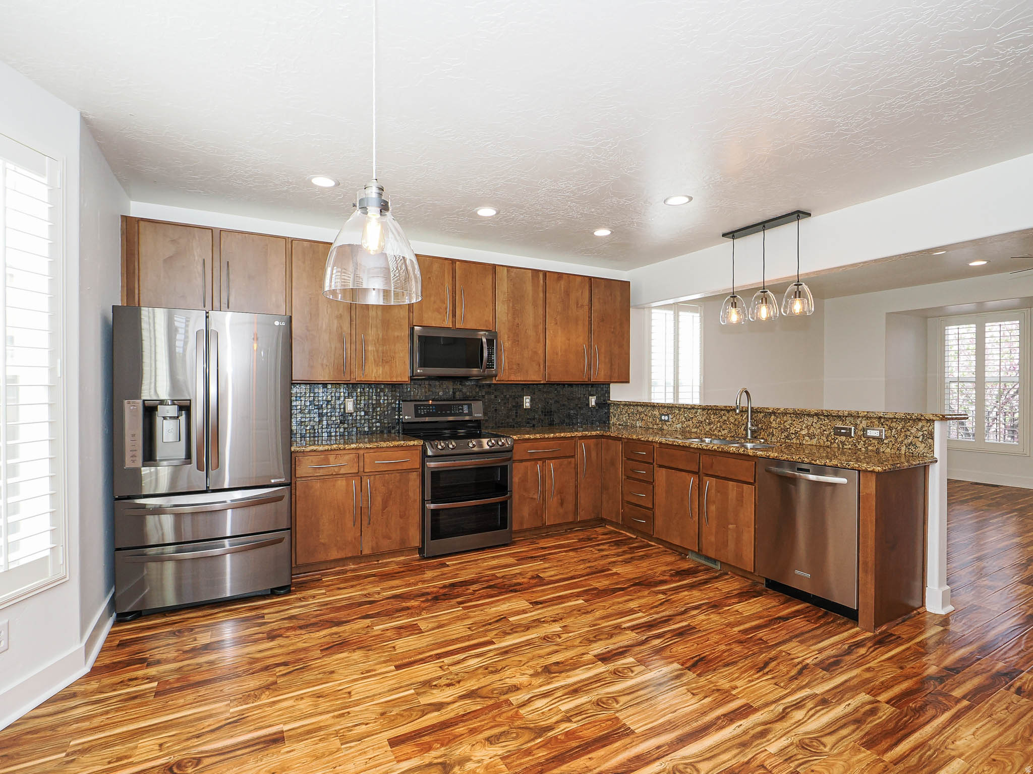 WAVERLY - Residential