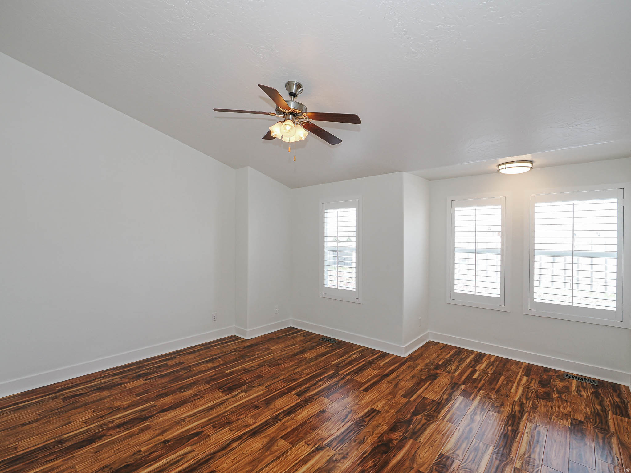 WAVERLY - Residential