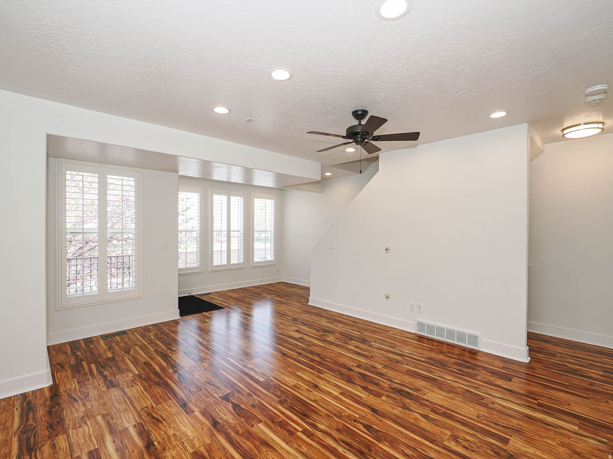 WAVERLY - Residential