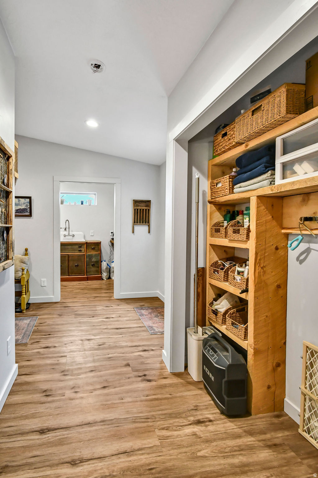 MINOR - Residential