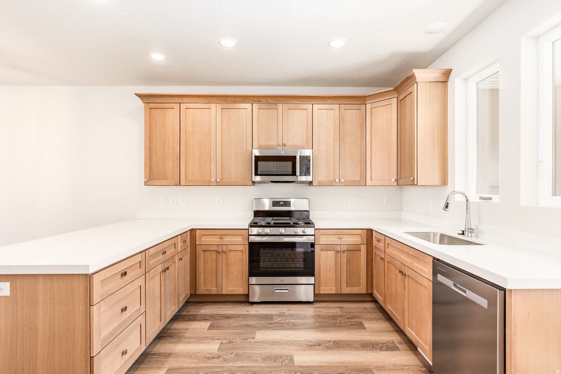 RIDGE - Residential