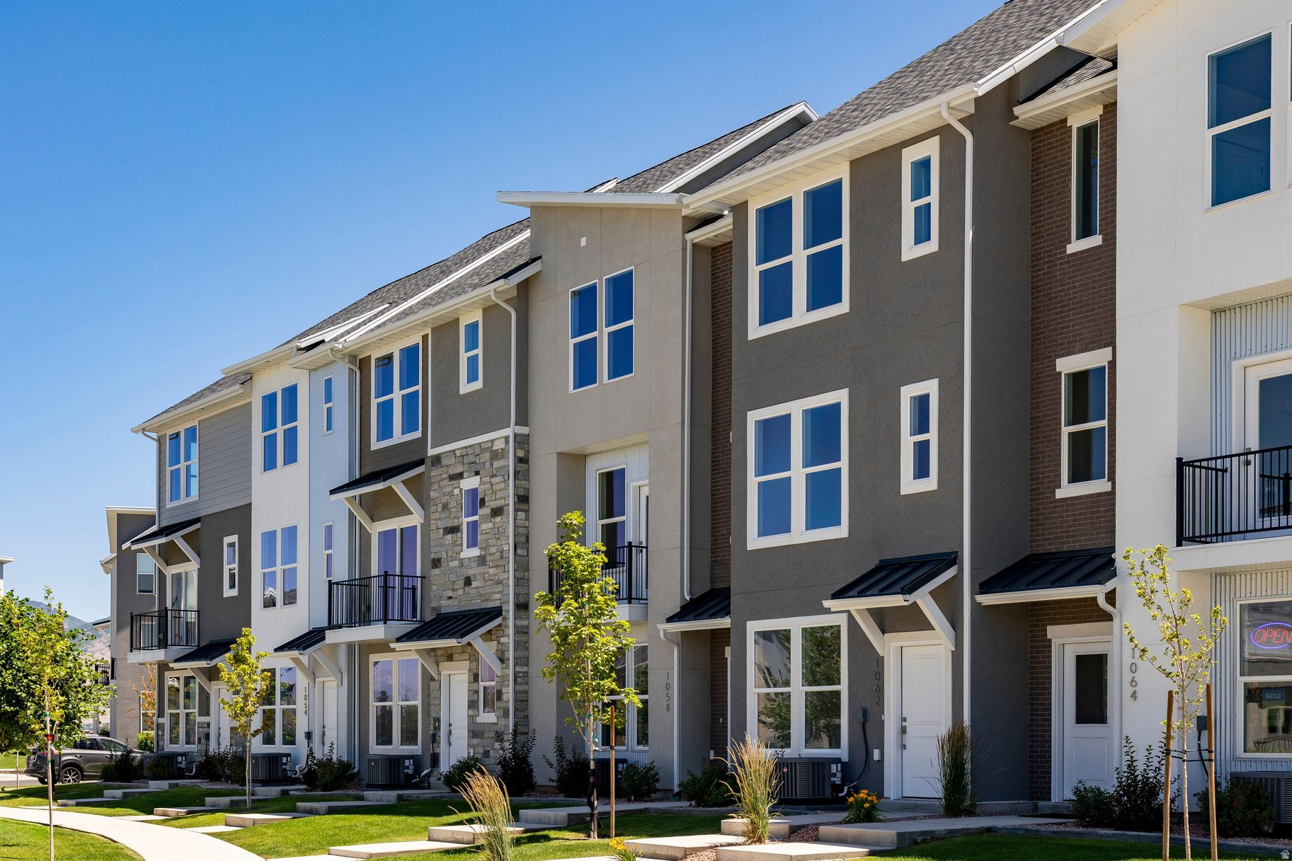 RIDGE - Residential
