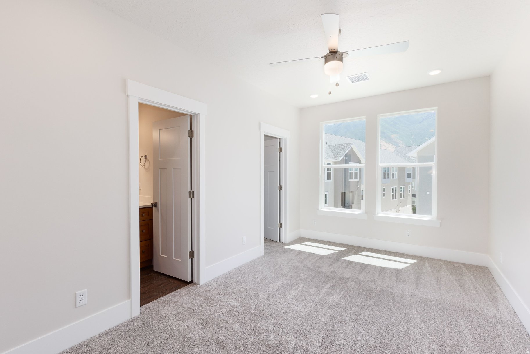 RIDGE - Residential