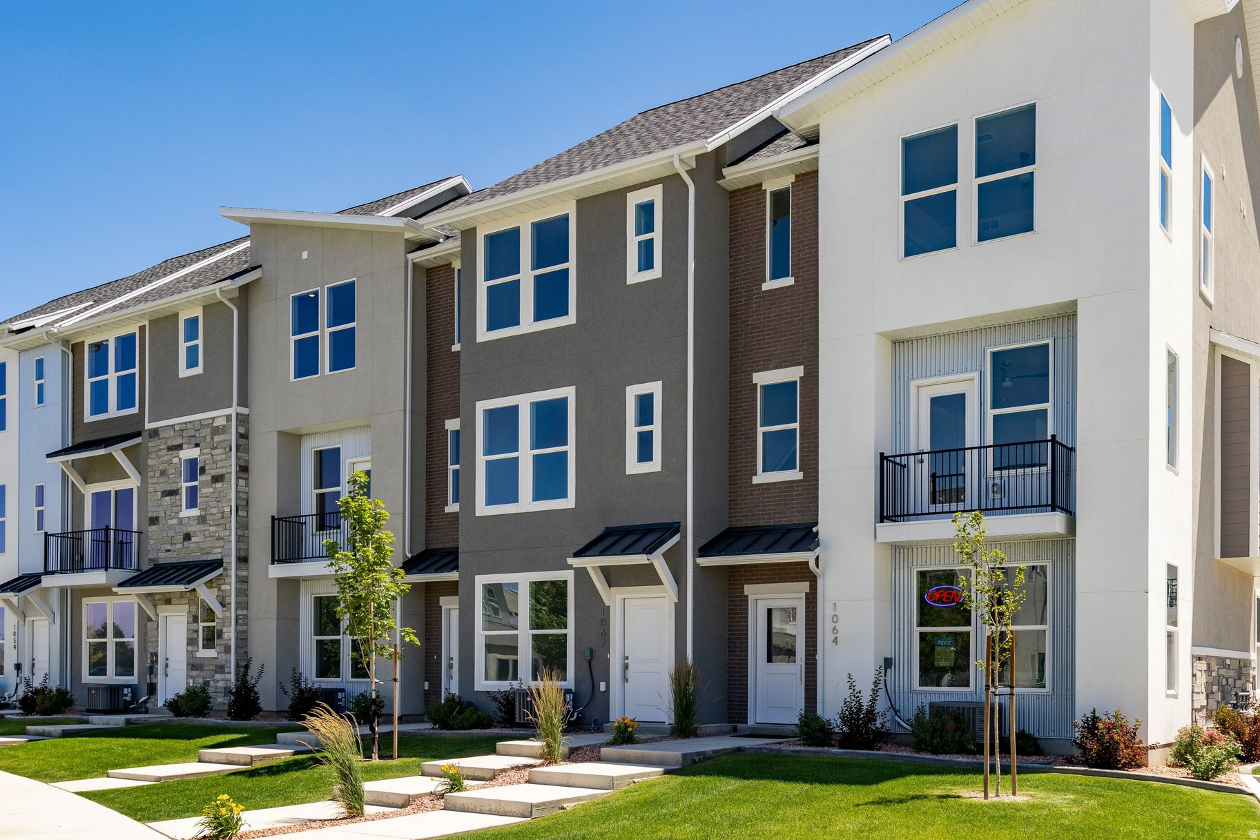 RIDGE - Residential