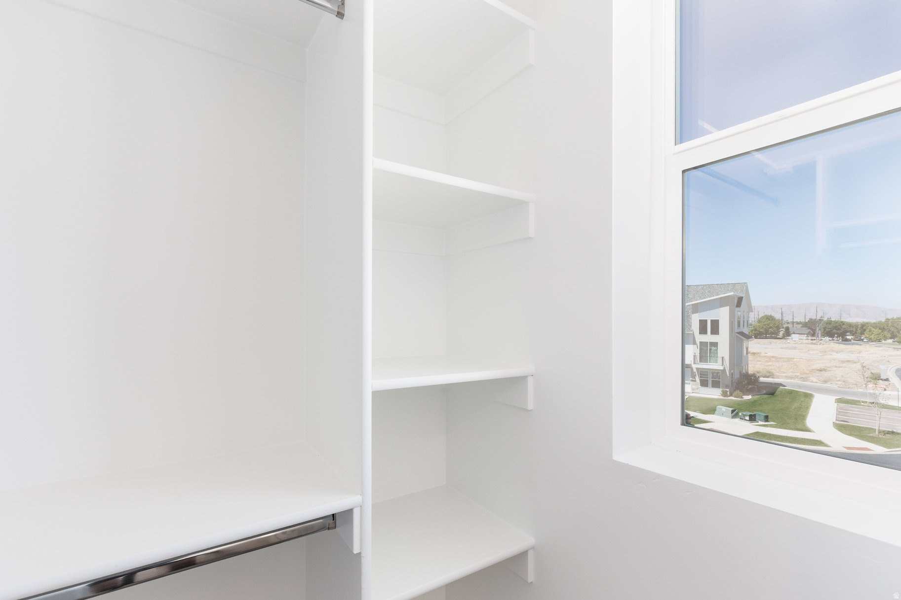 RIDGE - Residential