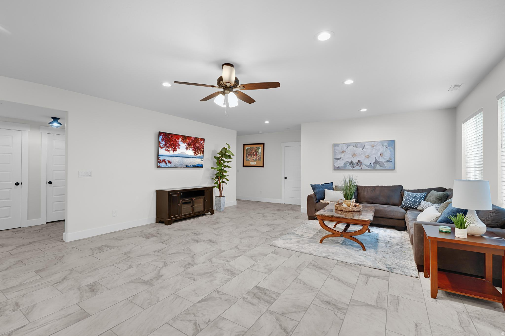 CATALINA BAY - Residential