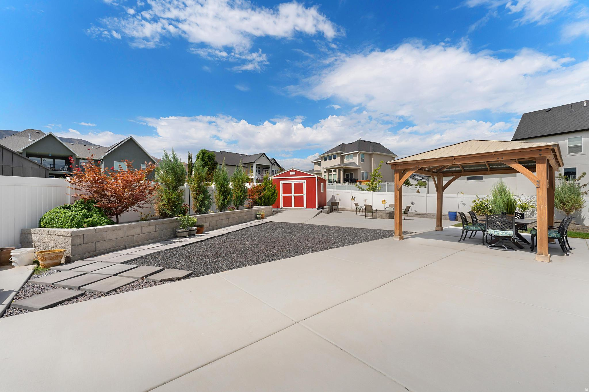 CATALINA BAY - Residential