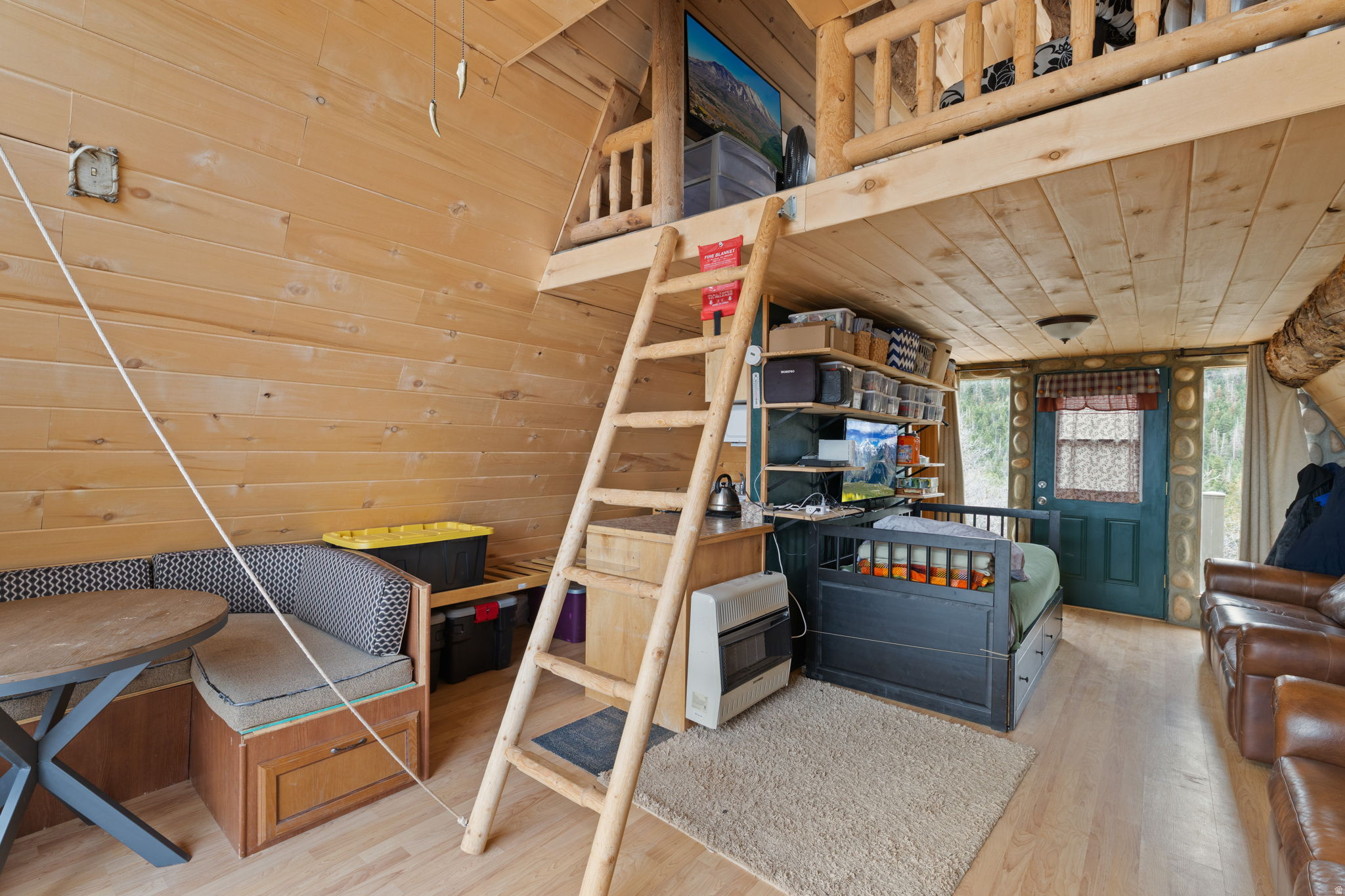 SPRING CITY RANCHERO - Residential
