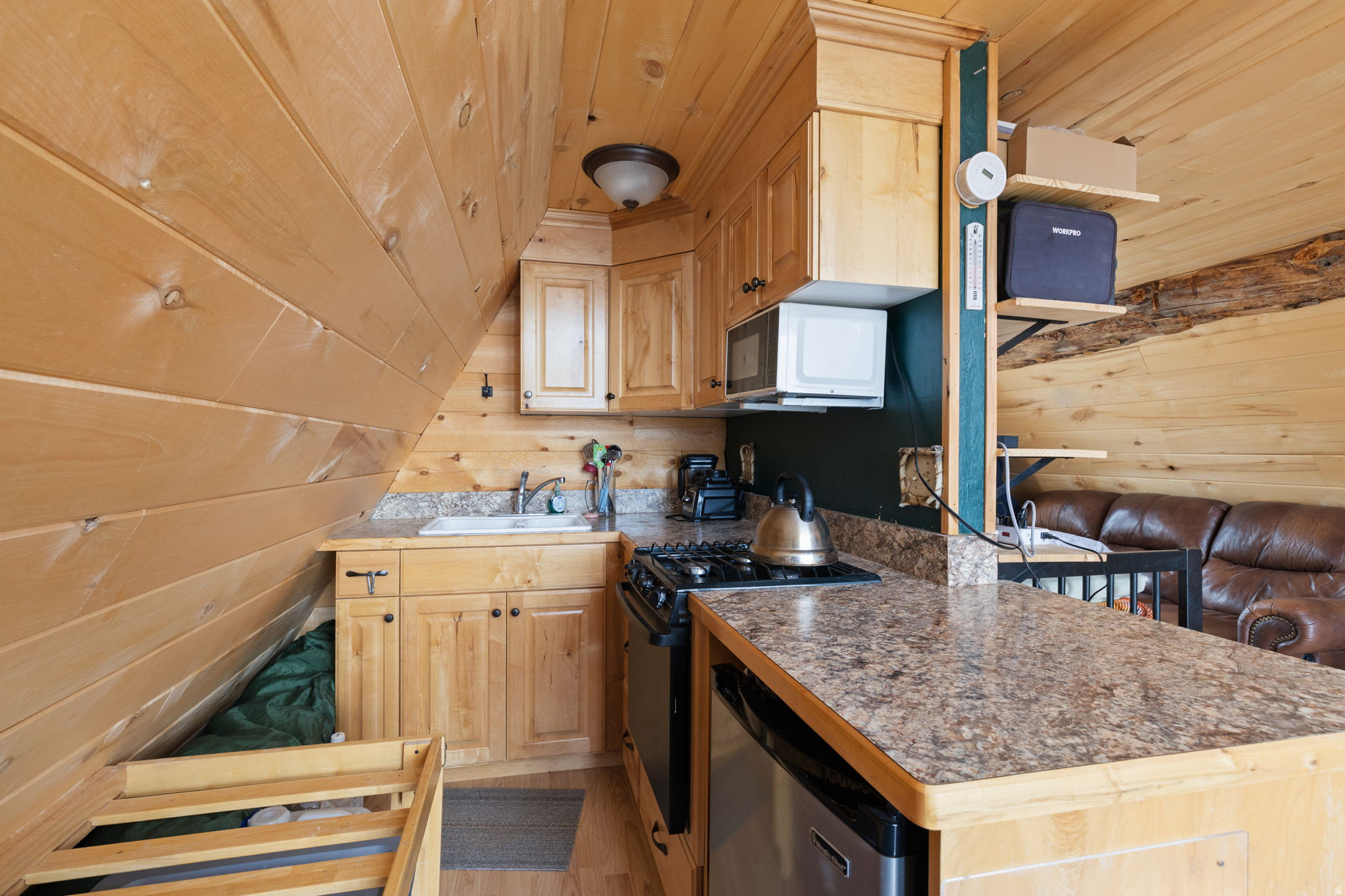 SPRING CITY RANCHERO - Residential