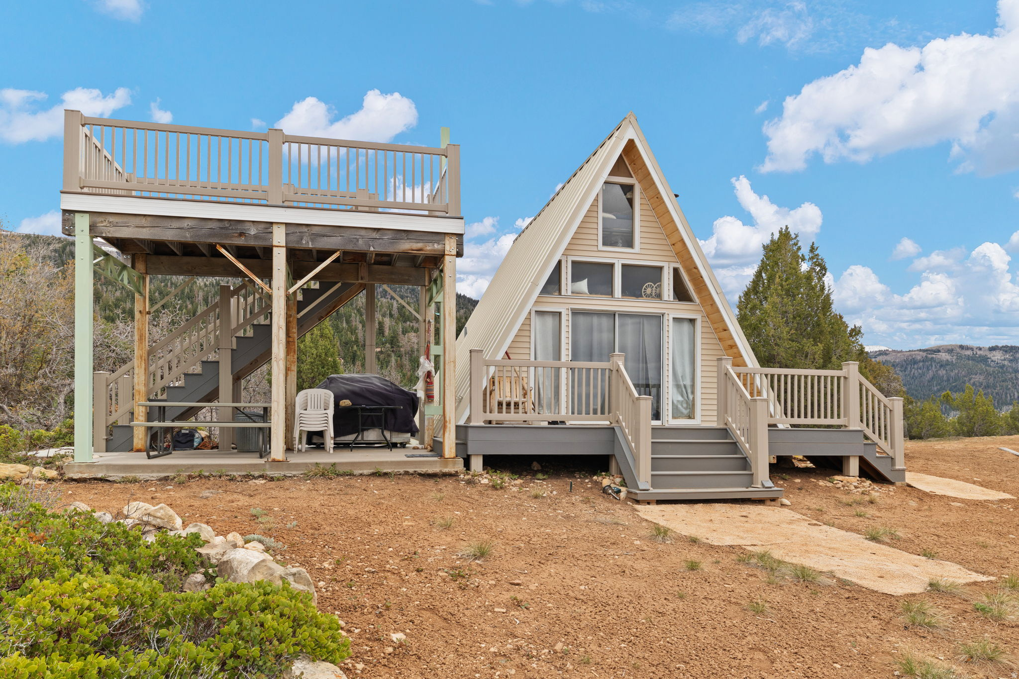 SPRING CITY RANCHERO - Residential