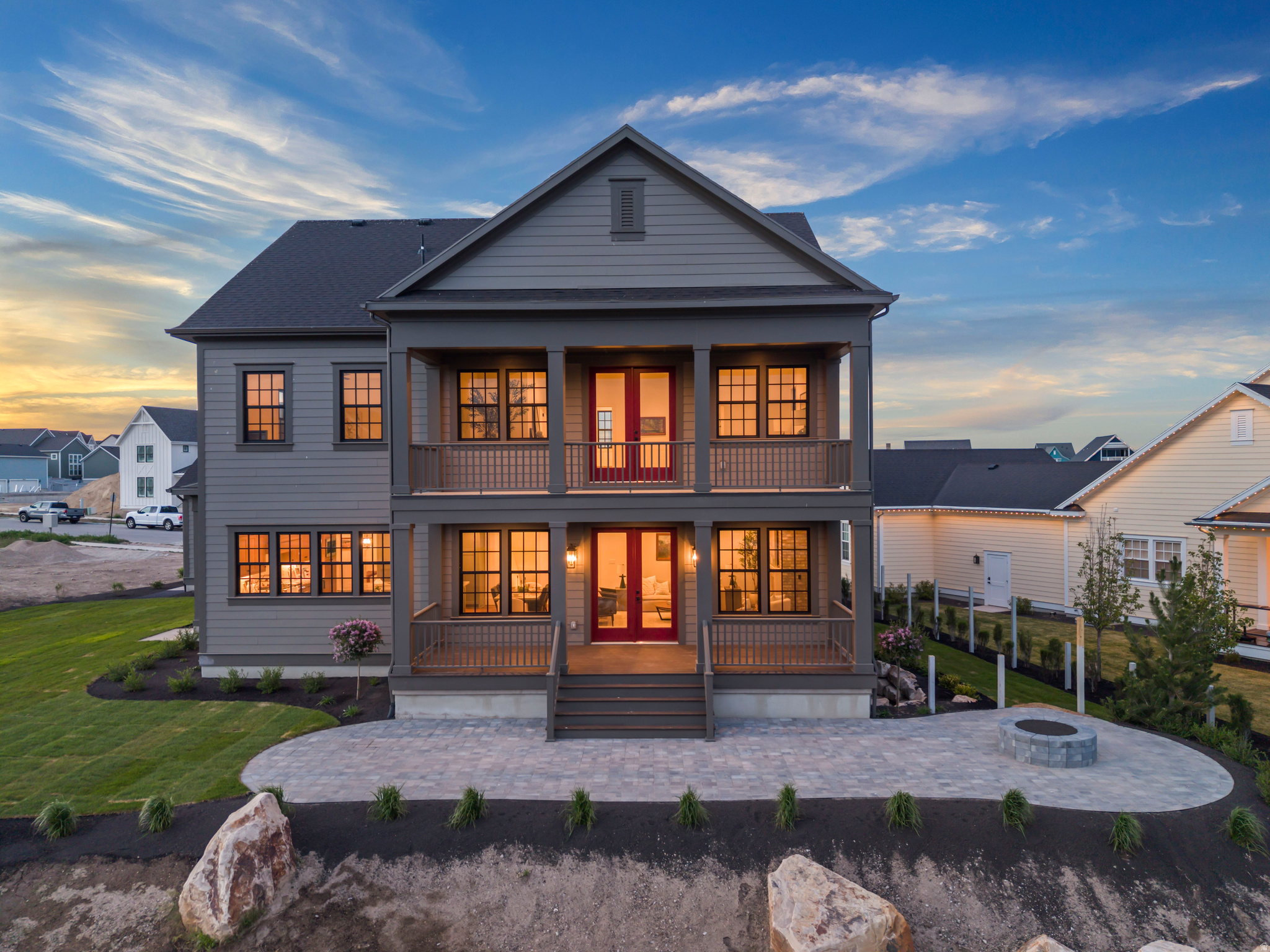 DAYBREAK - Residential