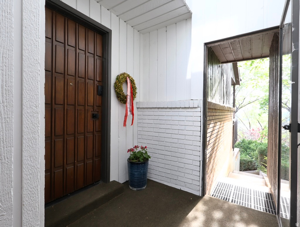 EDGEWOOD - Residential