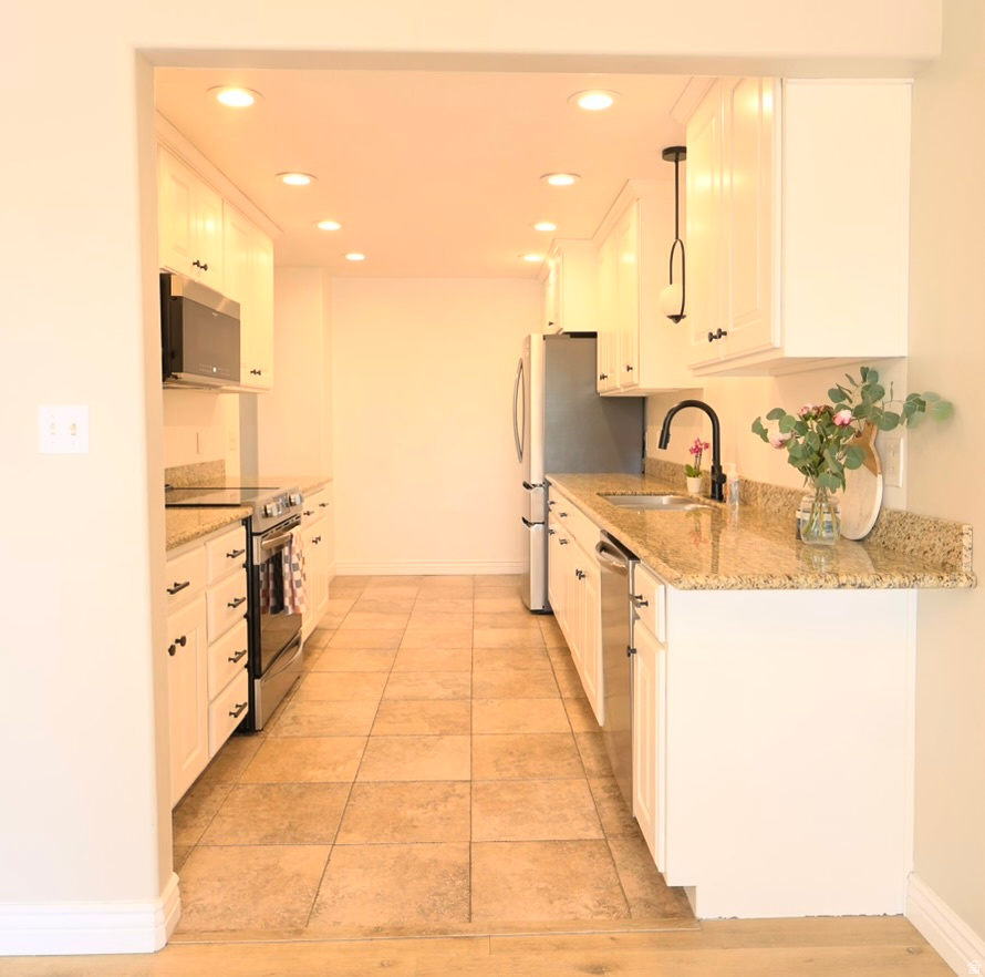 EDGEWOOD - Residential