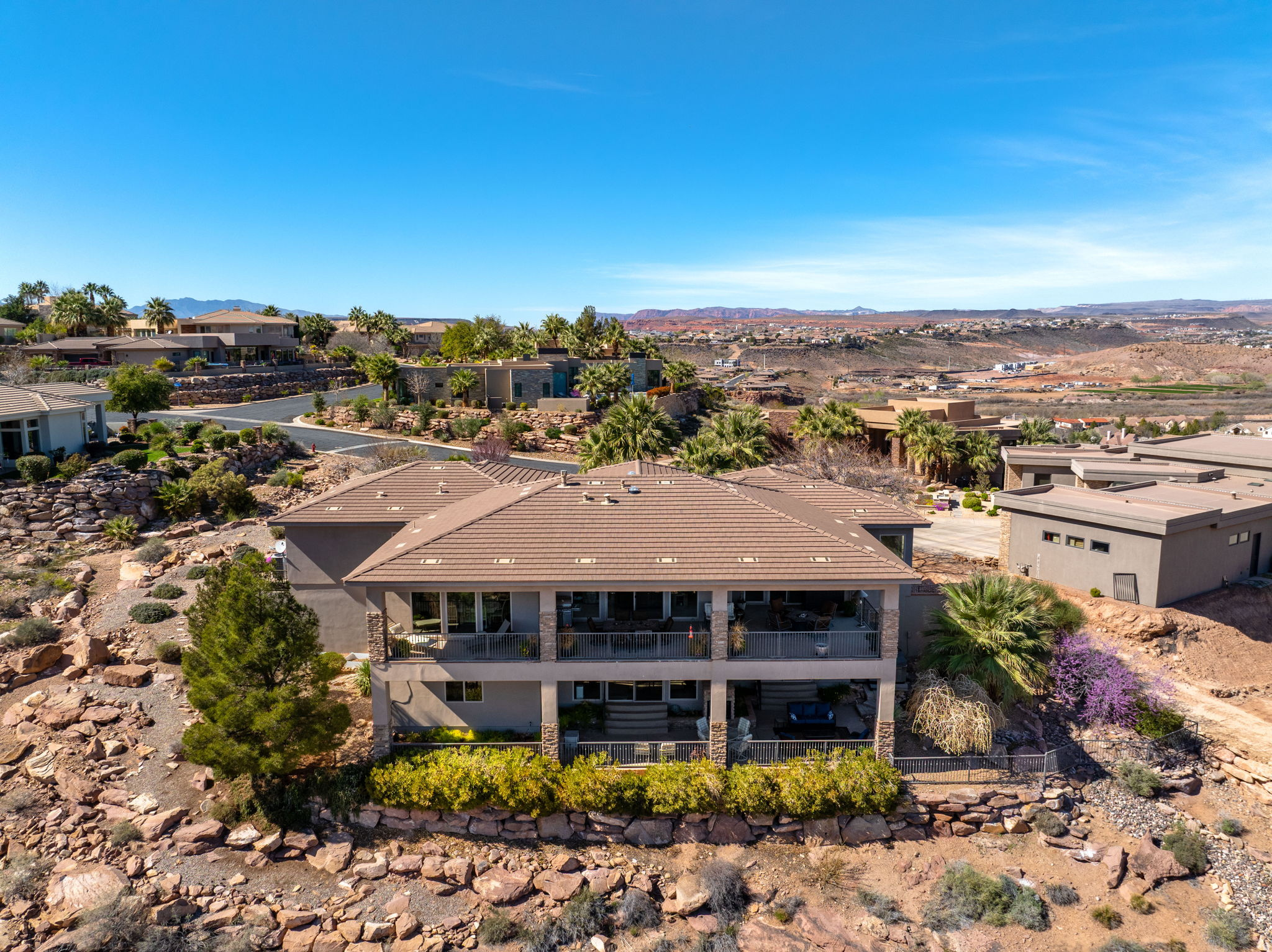 STONE CLIFF 1 - Residential