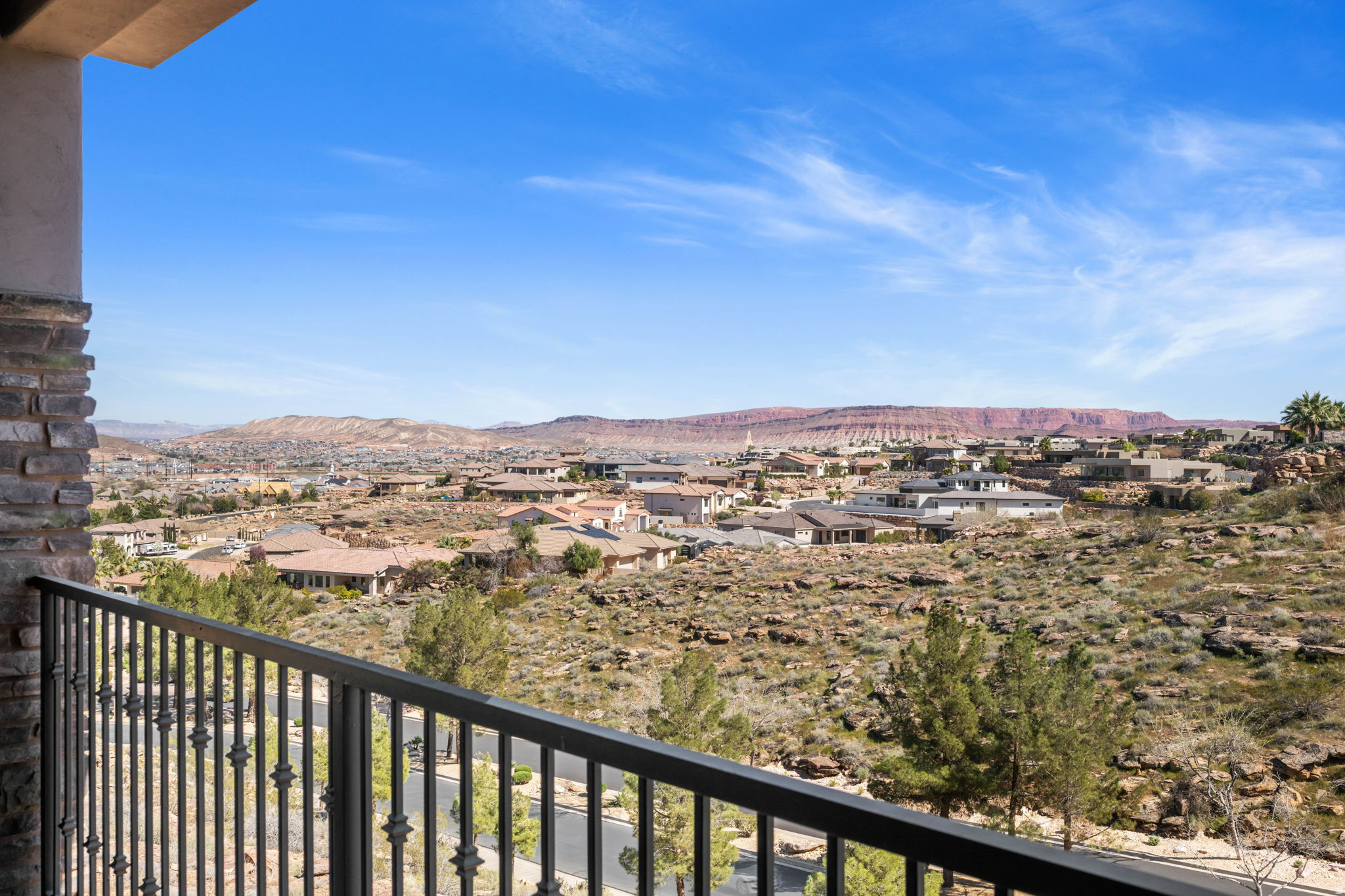 STONE CLIFF 1 - Residential