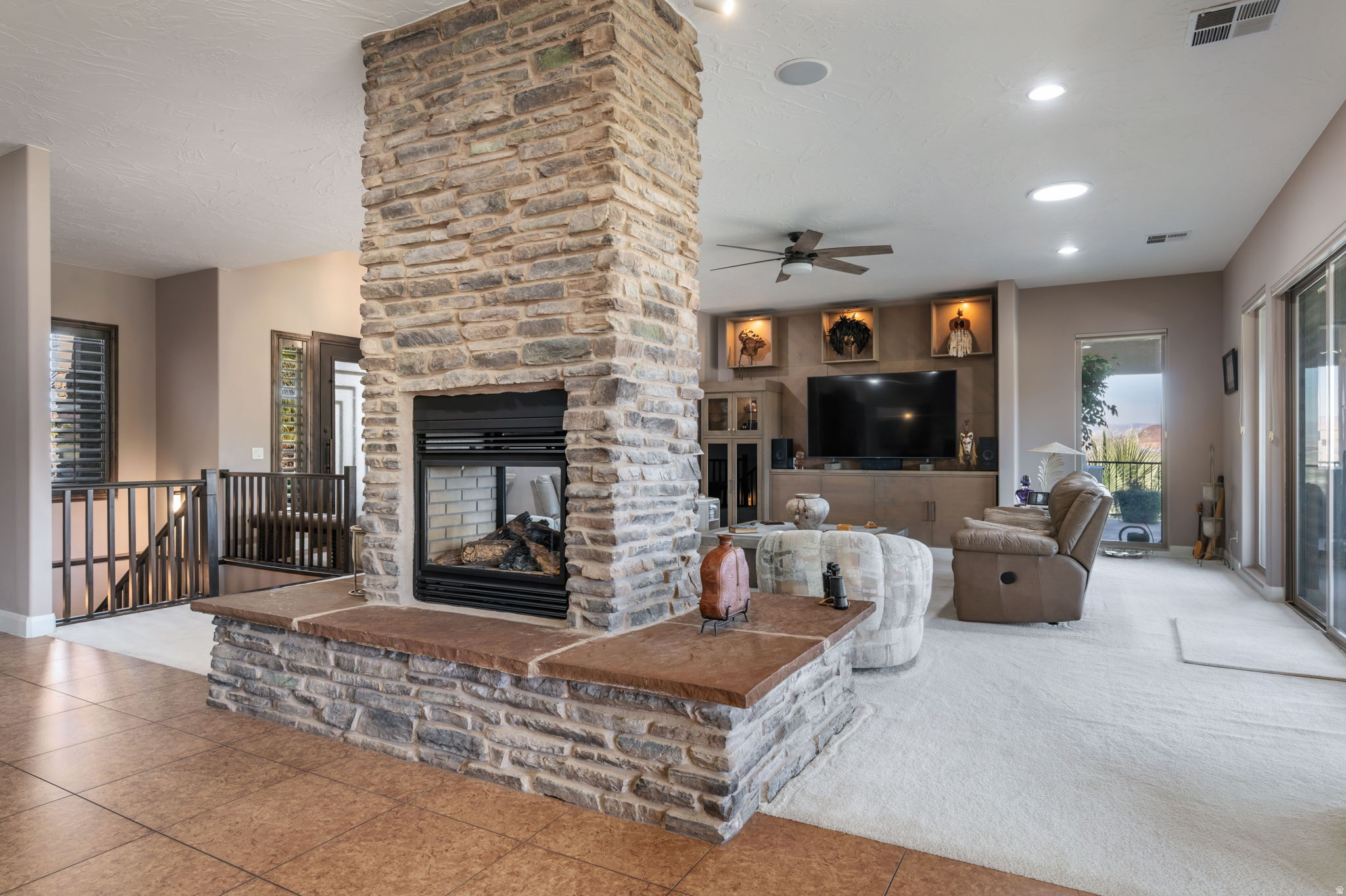 STONE CLIFF 1 - Residential