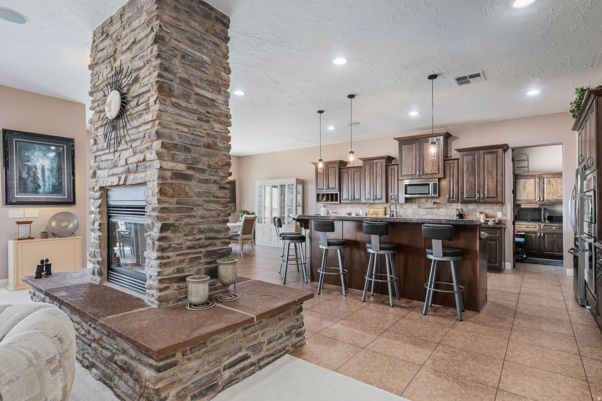 STONE CLIFF 1 - Residential