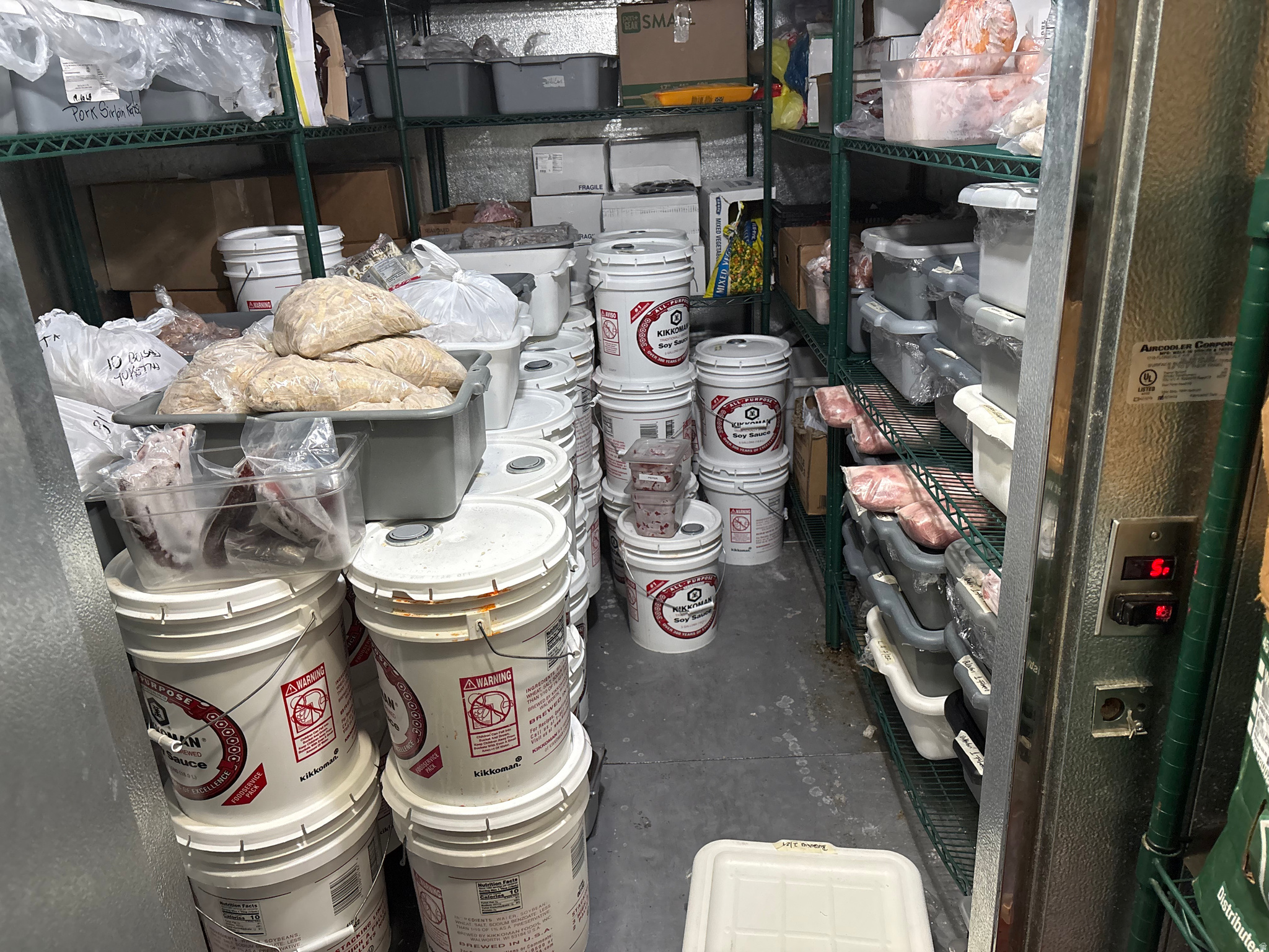CHINATOWN CONDOMINIUM PROJECT - Commercial Sale