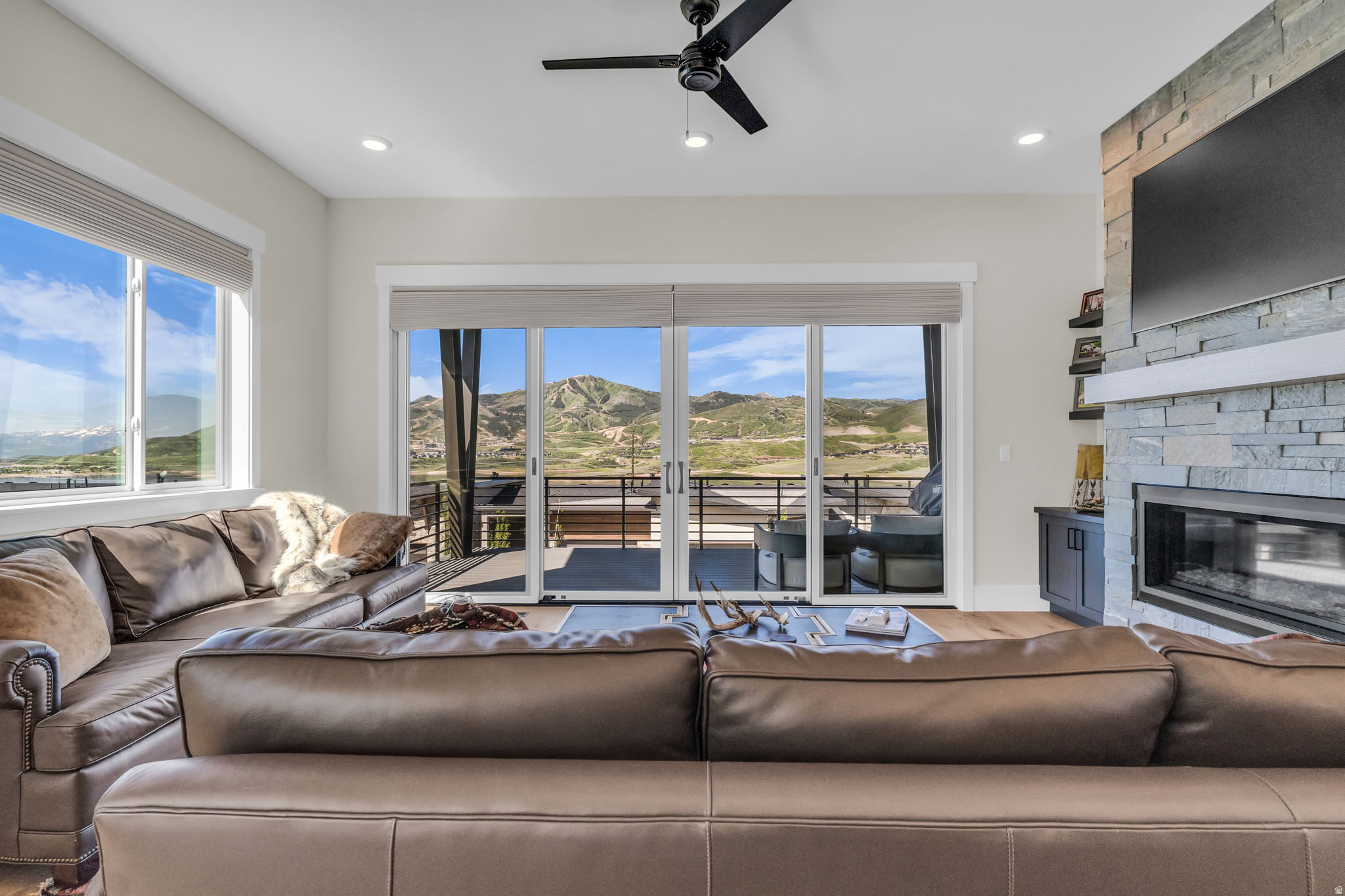 SHORELINE - Residential